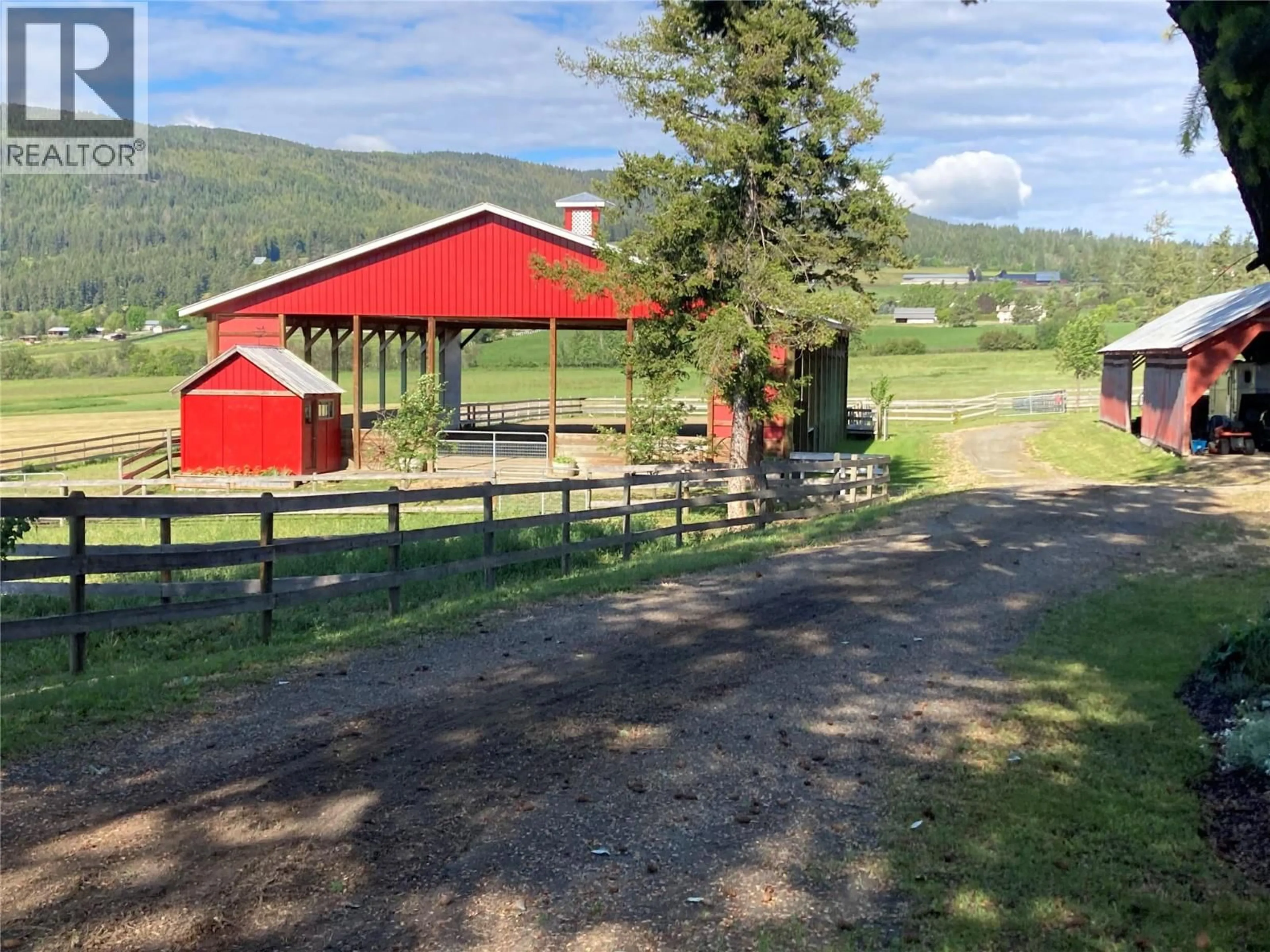 Shed for 4365 ROUND PRAIRIE ROAD, Armstrong British Columbia V4Y0L1