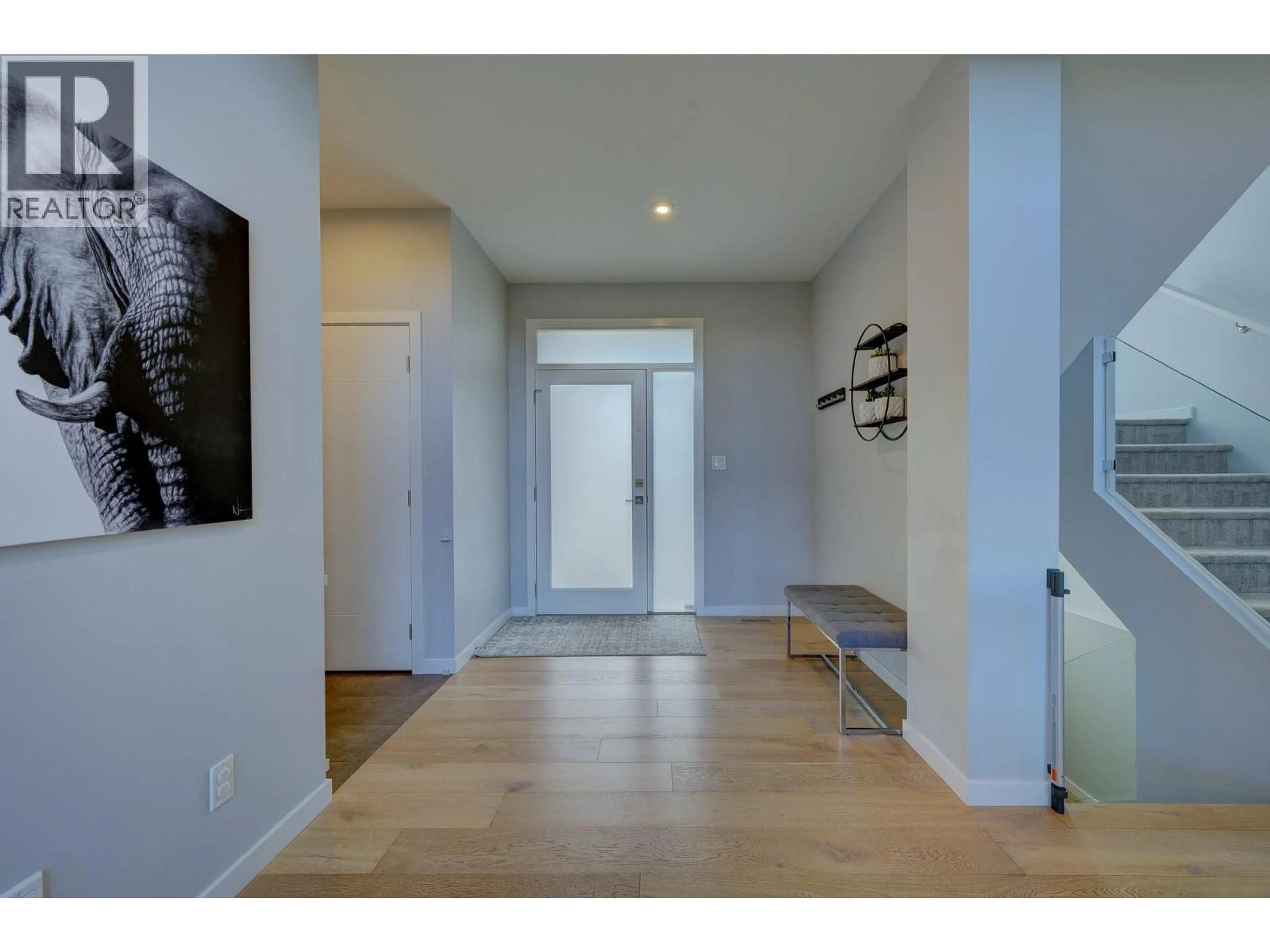 Indoor entryway for 1312 PRAIRIE ROSE DRIVE, Kamloops British Columbia V2E0C5