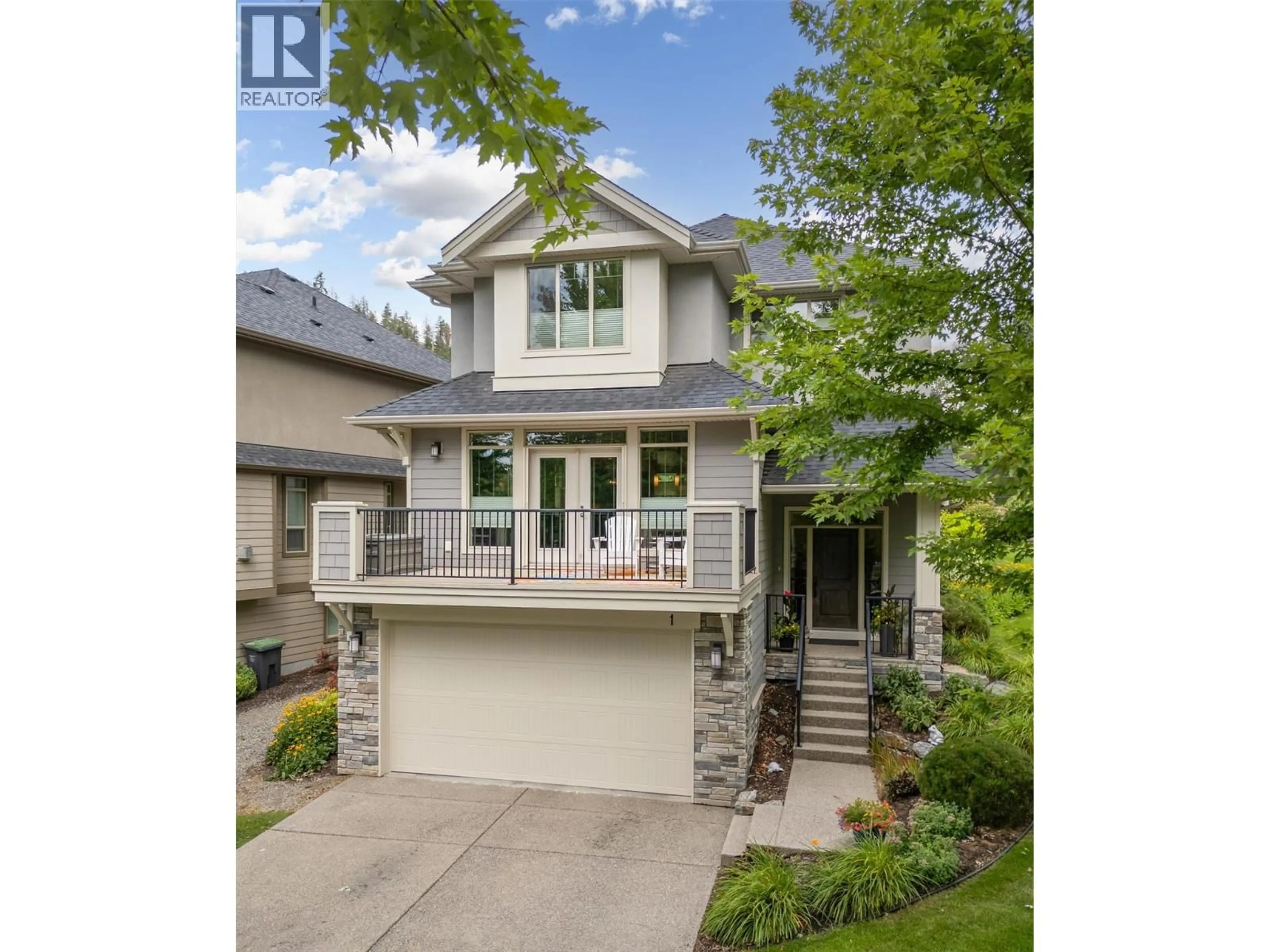 Home with vinyl exterior material, street for 1 - 1865 BEGBIE ROAD, Kelowna British Columbia V1V2X4