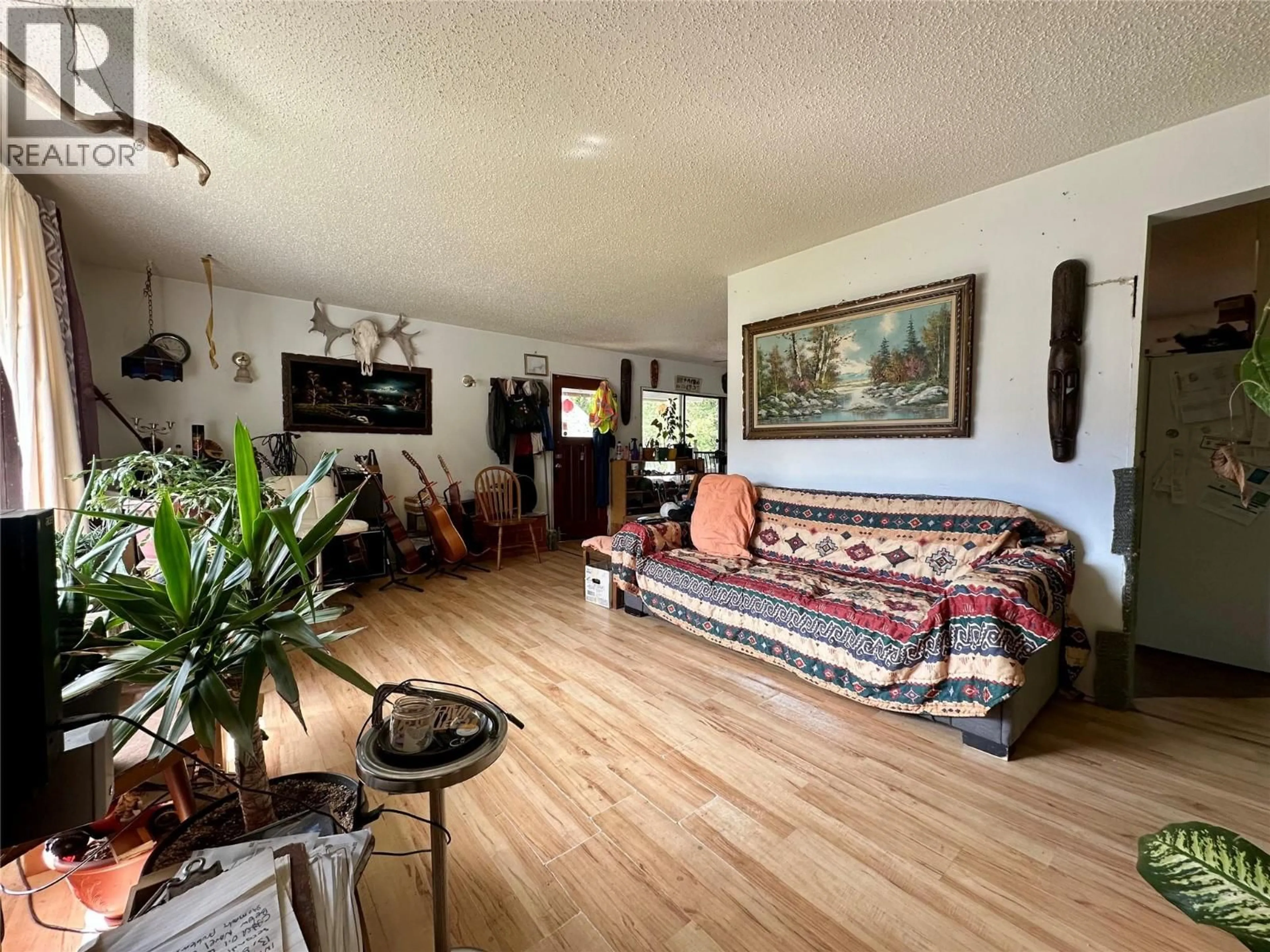 A pic of a room for 3300 5TH AVENUE, Castlegar British Columbia V1N2V5