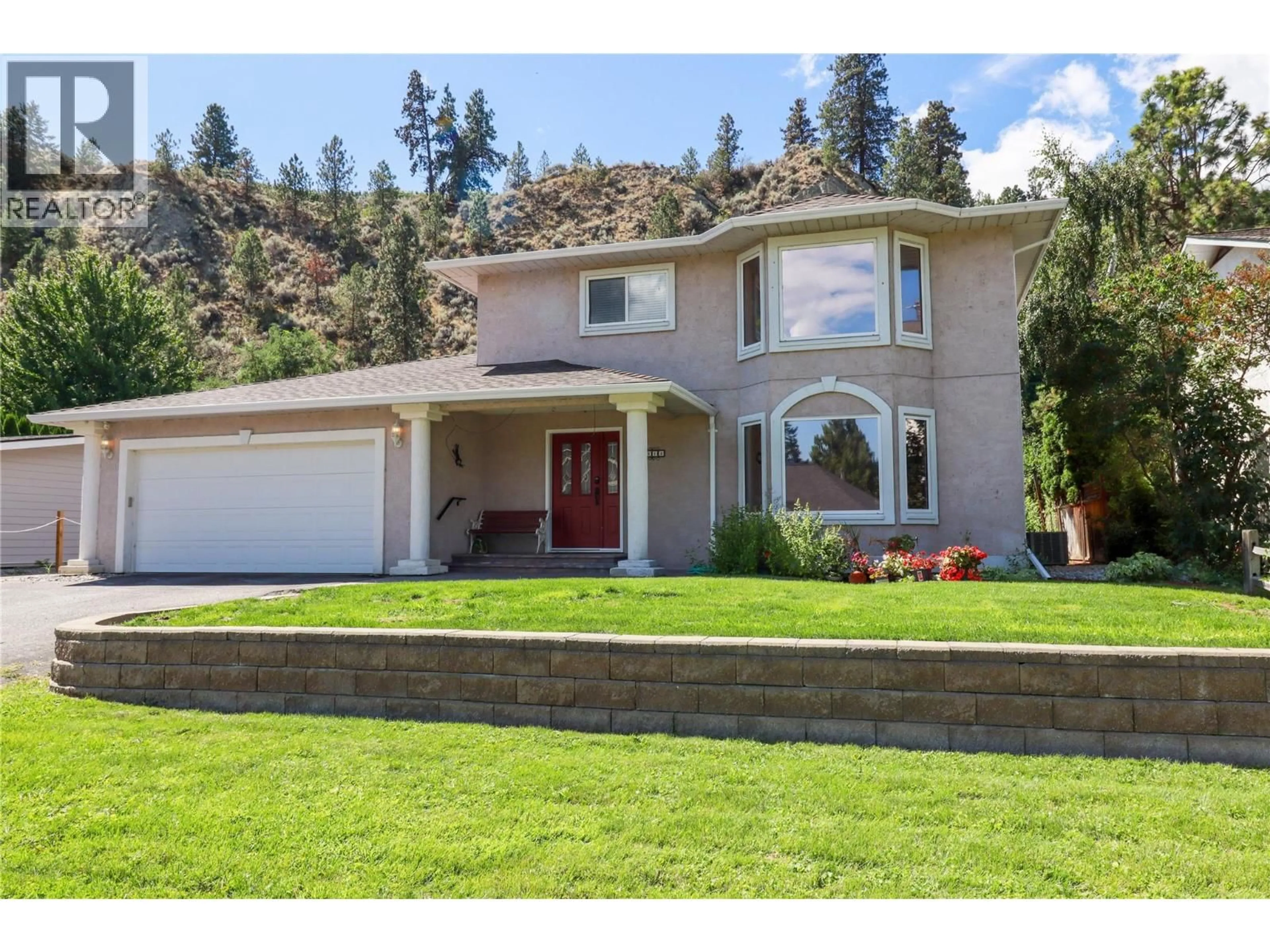 Home with vinyl exterior material, unknown for 7513 HIGGIN AVENUE, Summerland British Columbia V0H1Z6