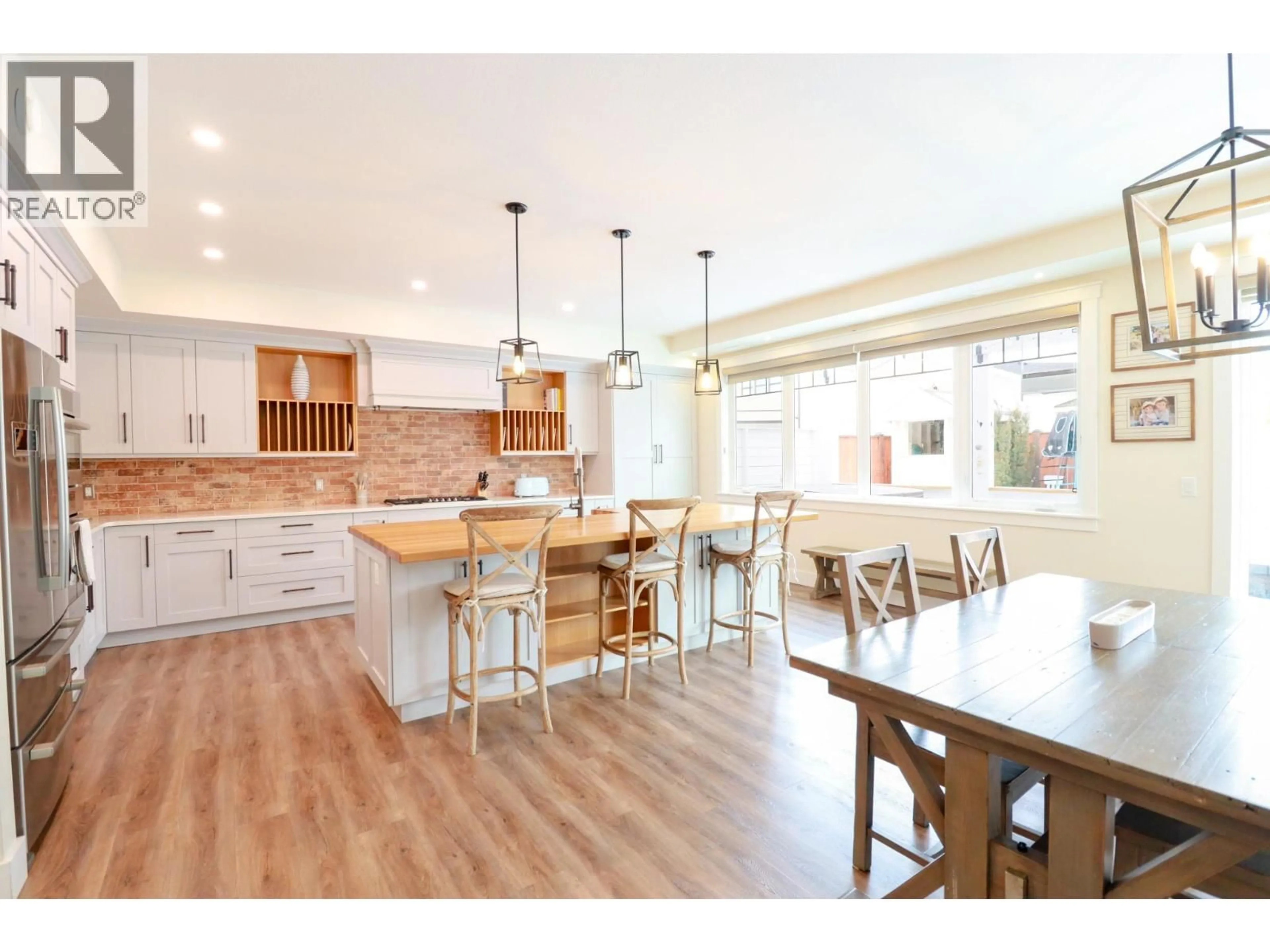 Open concept kitchen, unknown for 884 JOHNSON STREET, Summerland British Columbia V0H1Z9