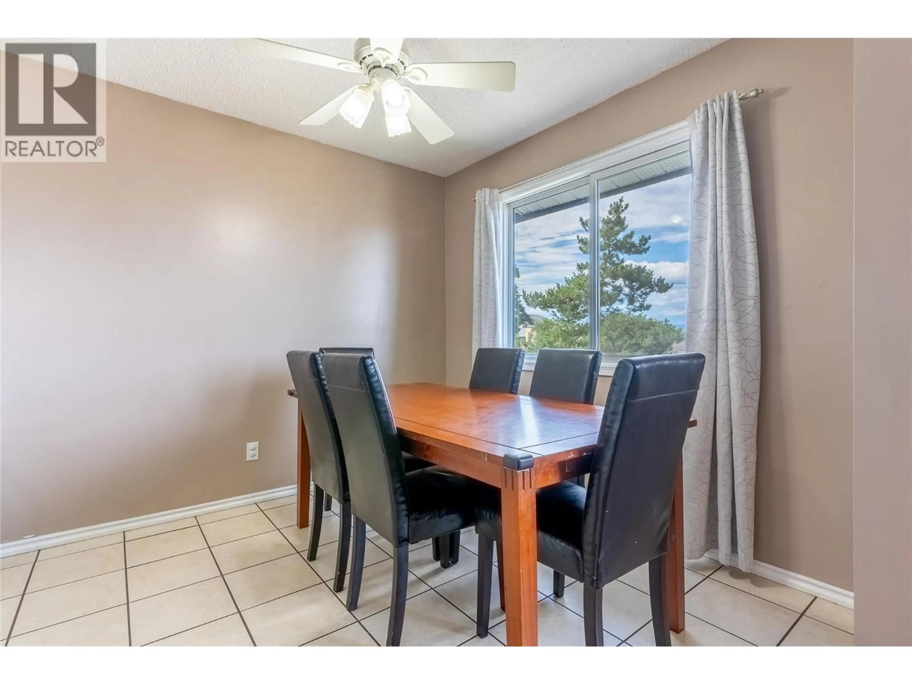 Dining room, unknown for 399 WADDINGTON DRIVE, Kamloops British Columbia V2E1S3