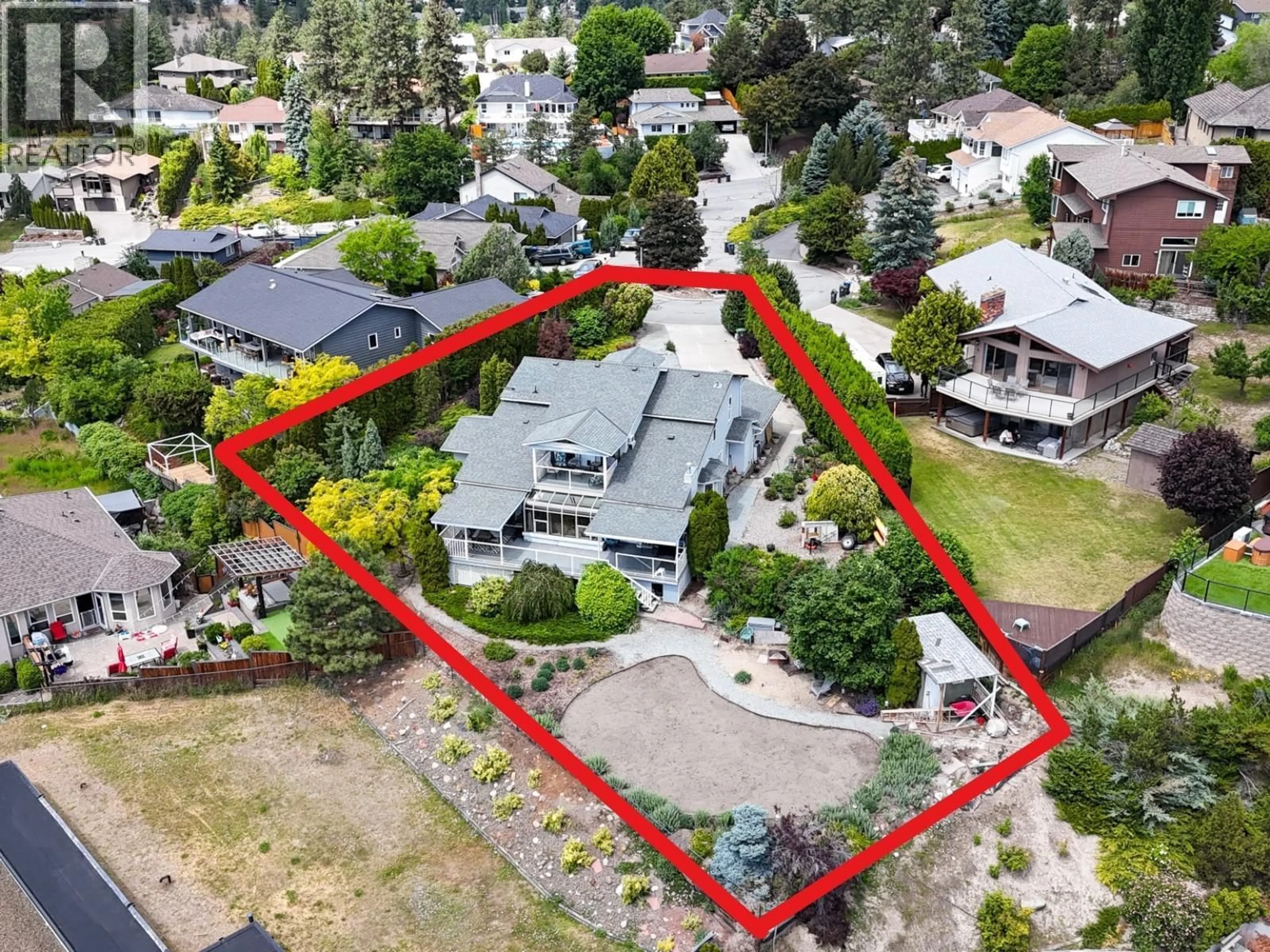 A pic from outside/outdoor area/front of a property/back of a property/a pic from drone, street for 3219 SAGEBRUSH COURT, West Kelowna British Columbia V4T2G6
