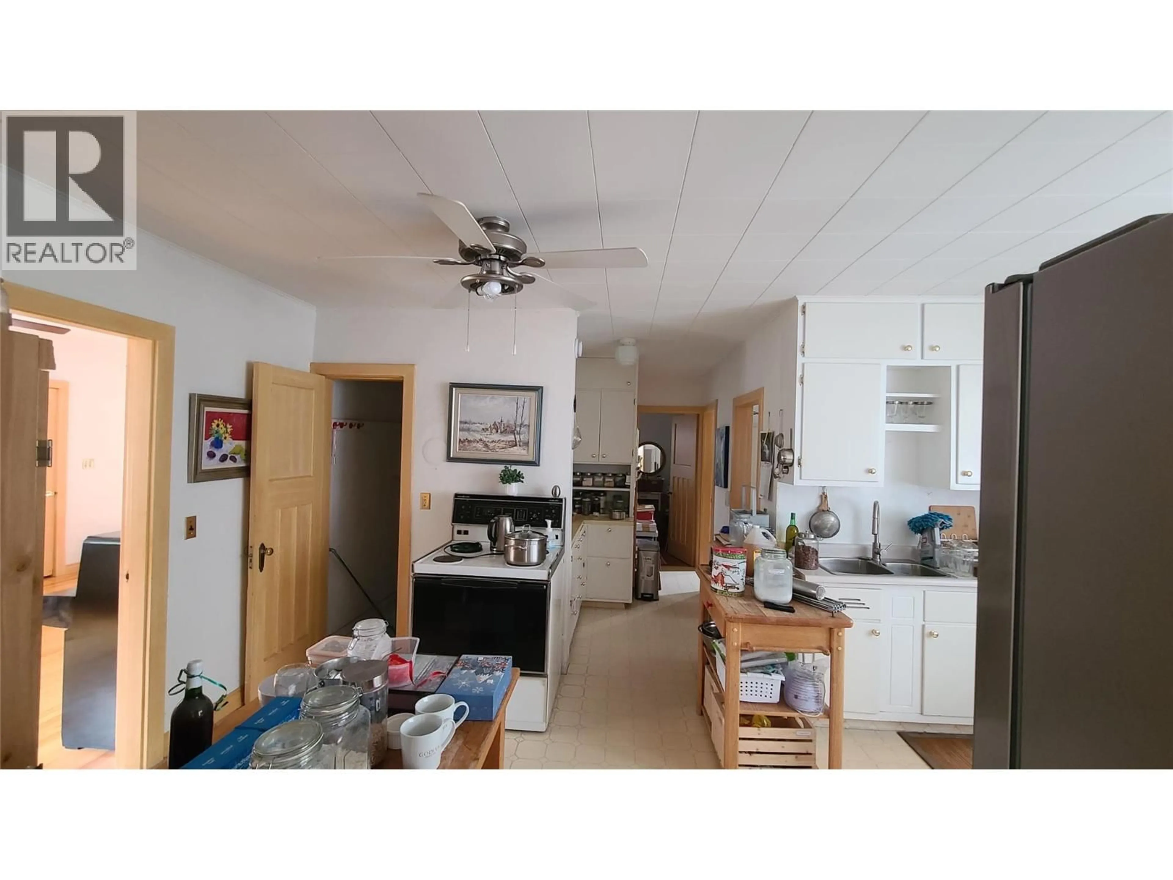 A pic of a room for 6416 89TH STREET STREET, Osoyoos British Columbia V0H1V1