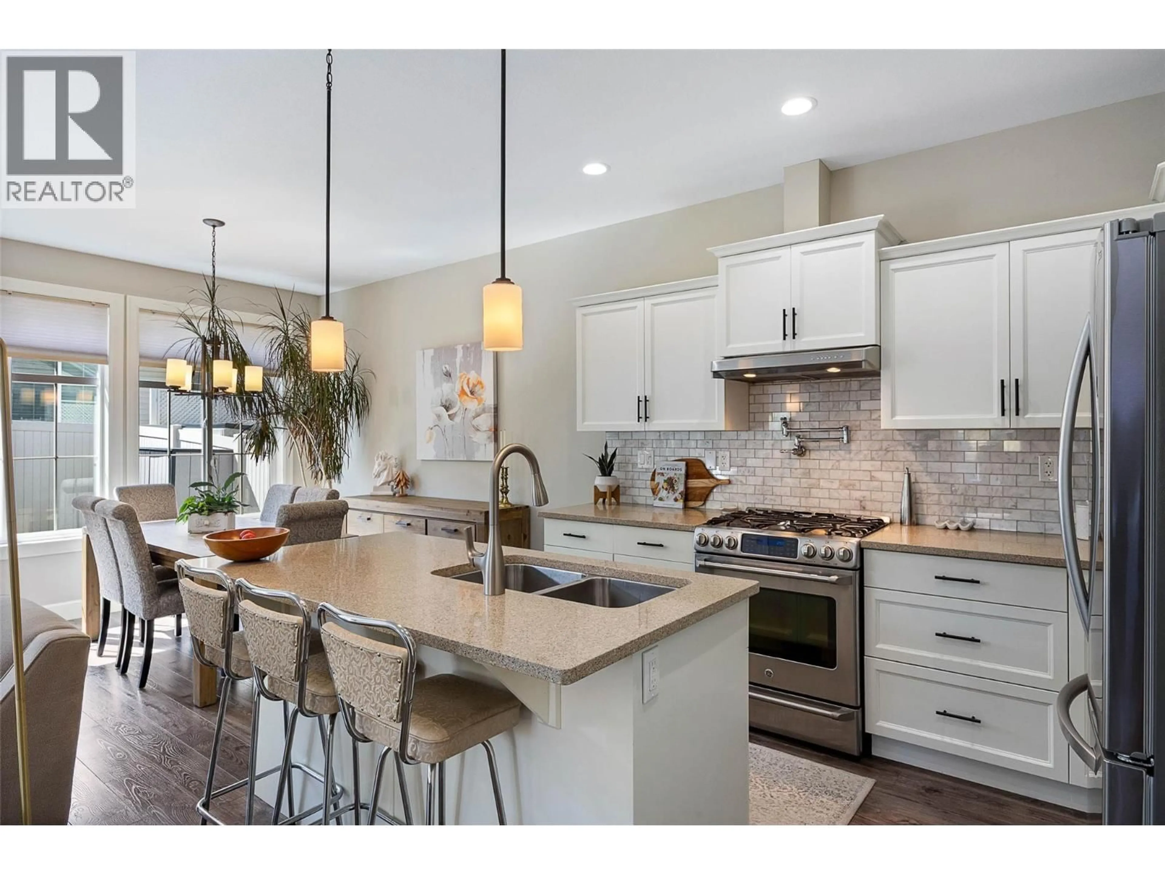 Open concept kitchen, ceramic/tile floor for 108 - 770 HUGH ALLAN DRIVE, Kamloops British Columbia V1S0C4