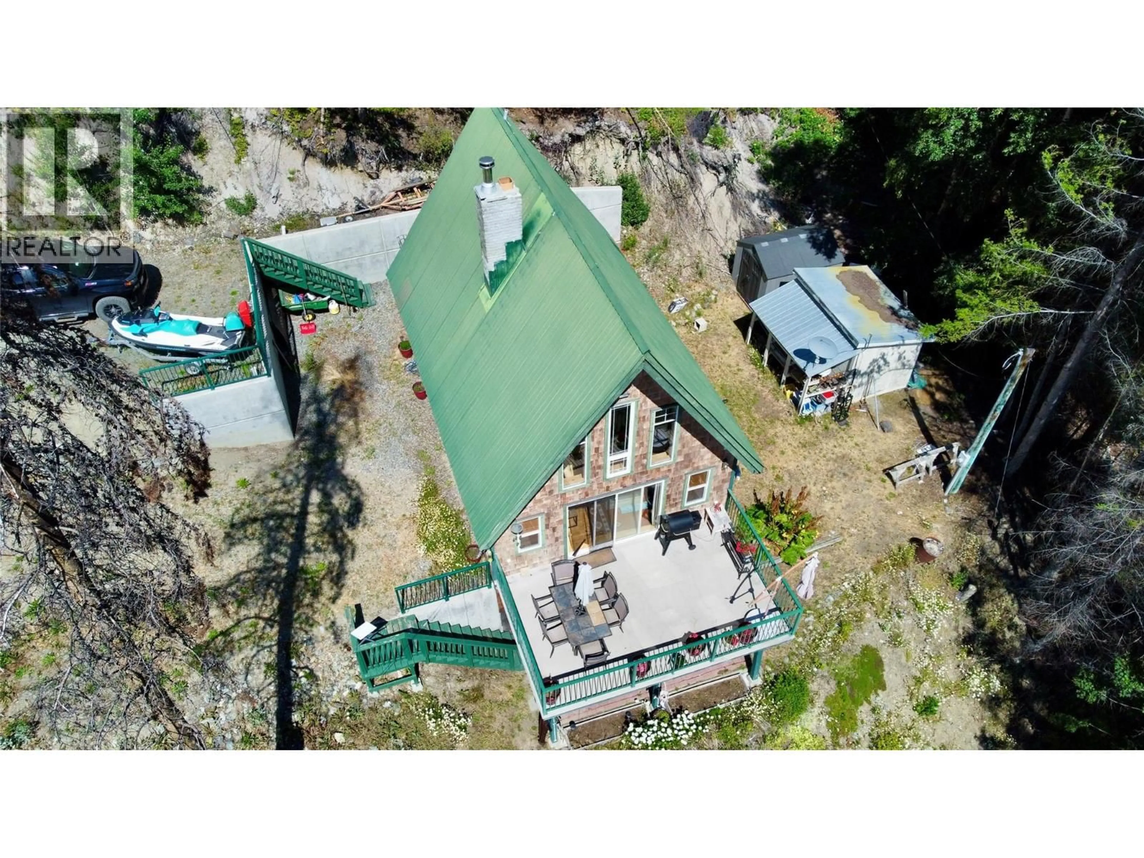 A pic from outside/outdoor area/front of a property/back of a property/a pic from drone, building for 9348 GUN LAKE ROAD WEST, Gold Bridge British Columbia V0K1P0