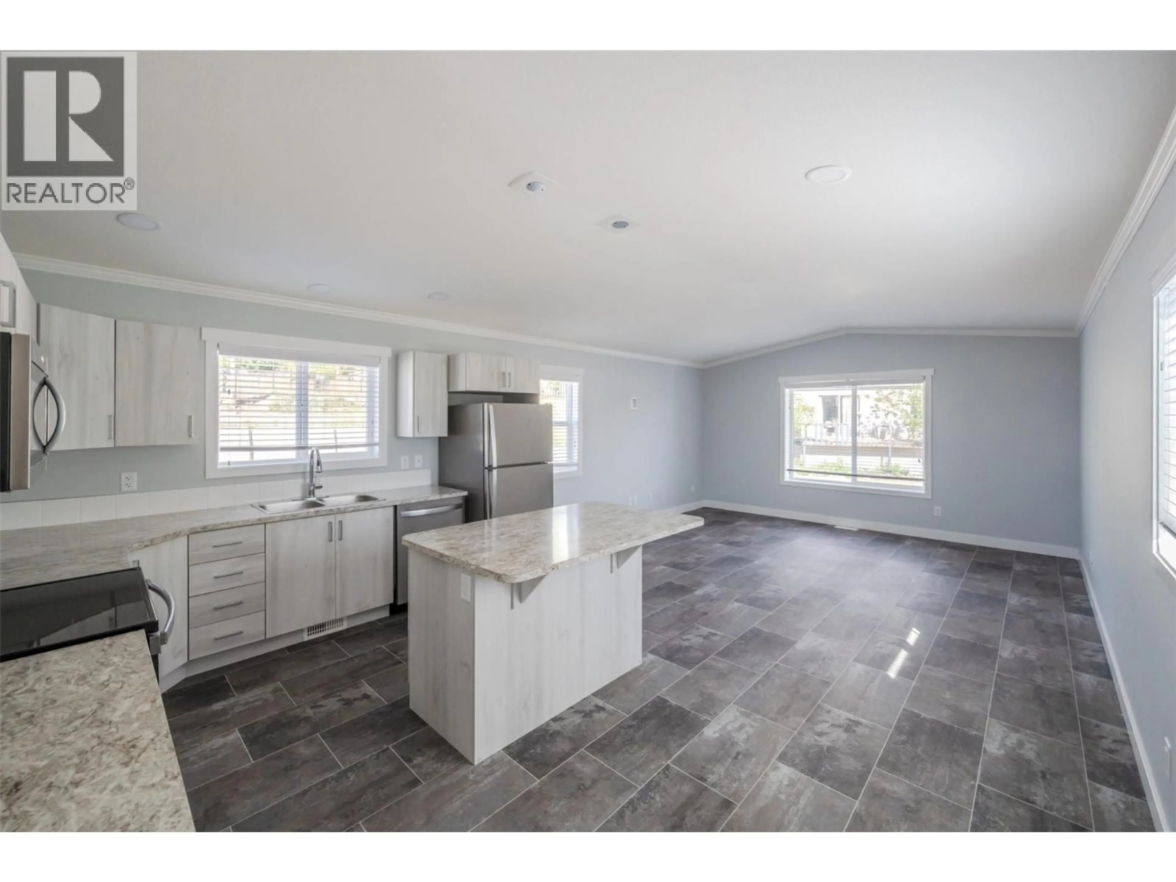 Open concept kitchen, unknown for 40 - 201 HIGHWAY 97 HIGHWAY, Penticton British Columbia V2A0E4