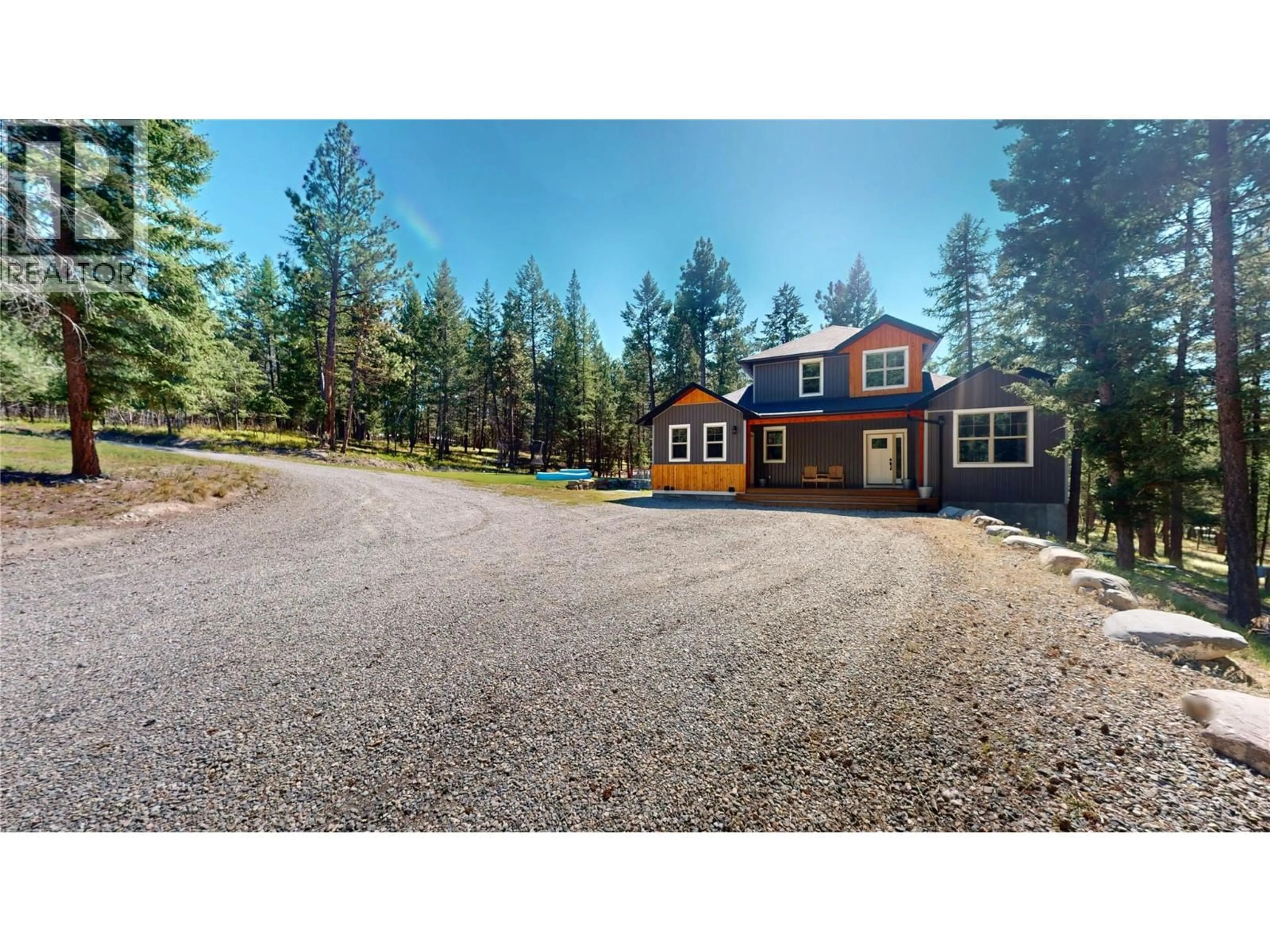 A pic from outside/outdoor area/front of a property/back of a property/a pic from drone, unknown for 891 46TH AVENUE SOUTH, Cranbrook British Columbia V1C7A8
