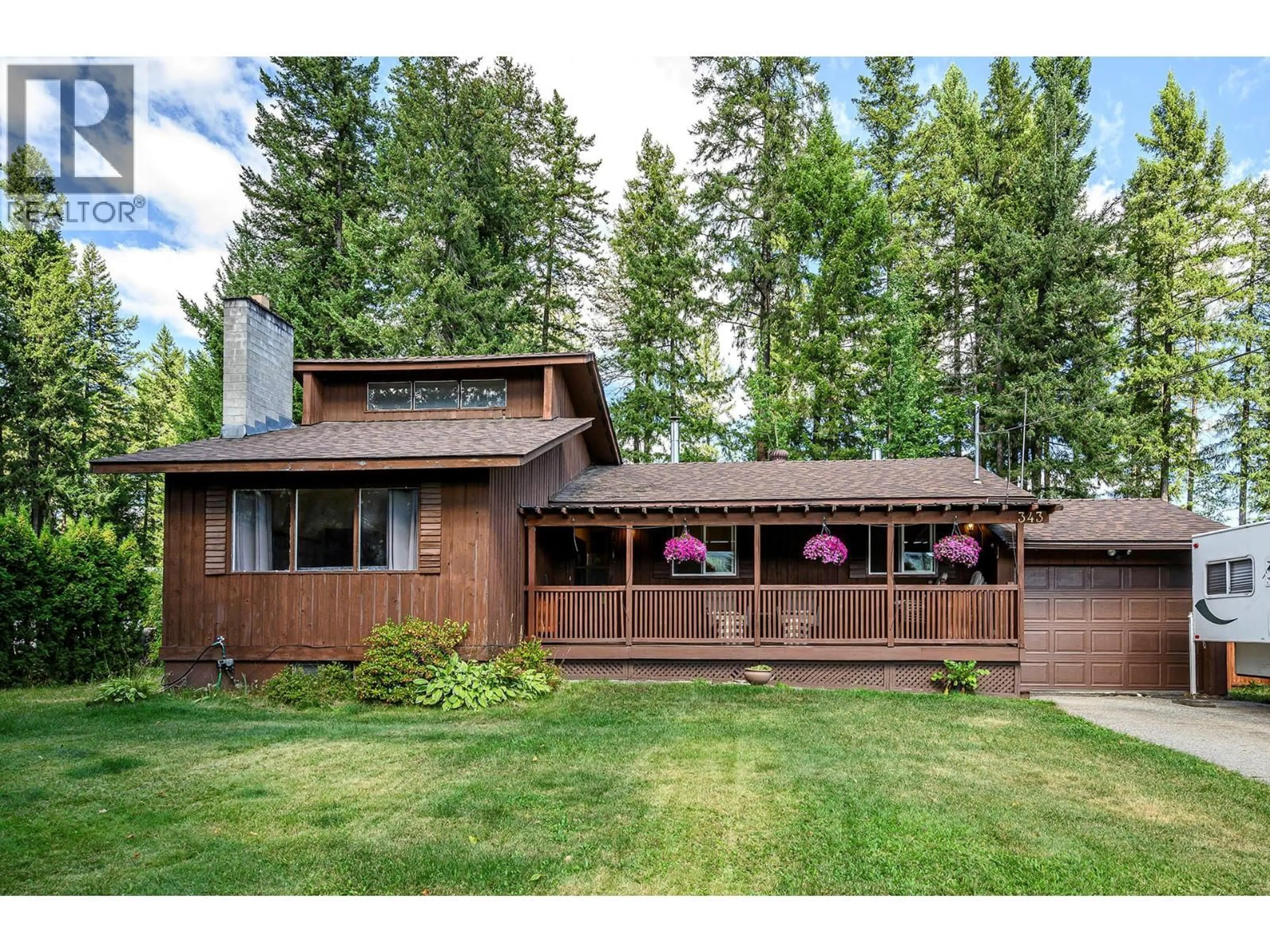 Home with vinyl exterior material, unknown for 343 HELMCKEN STREET, Clearwater British Columbia V0E1N1