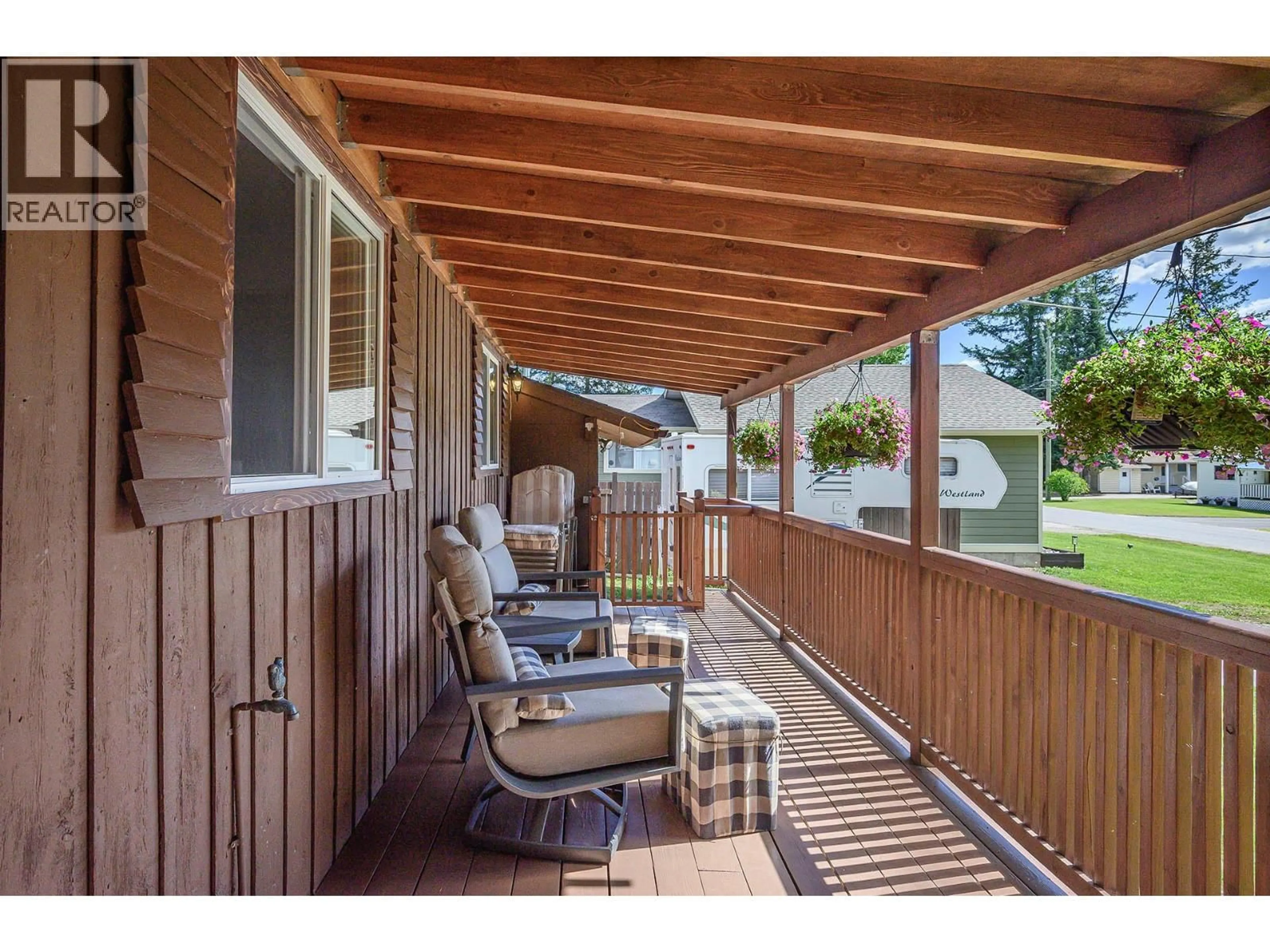 Patio, street for 343 HELMCKEN STREET, Clearwater British Columbia V0E1N1