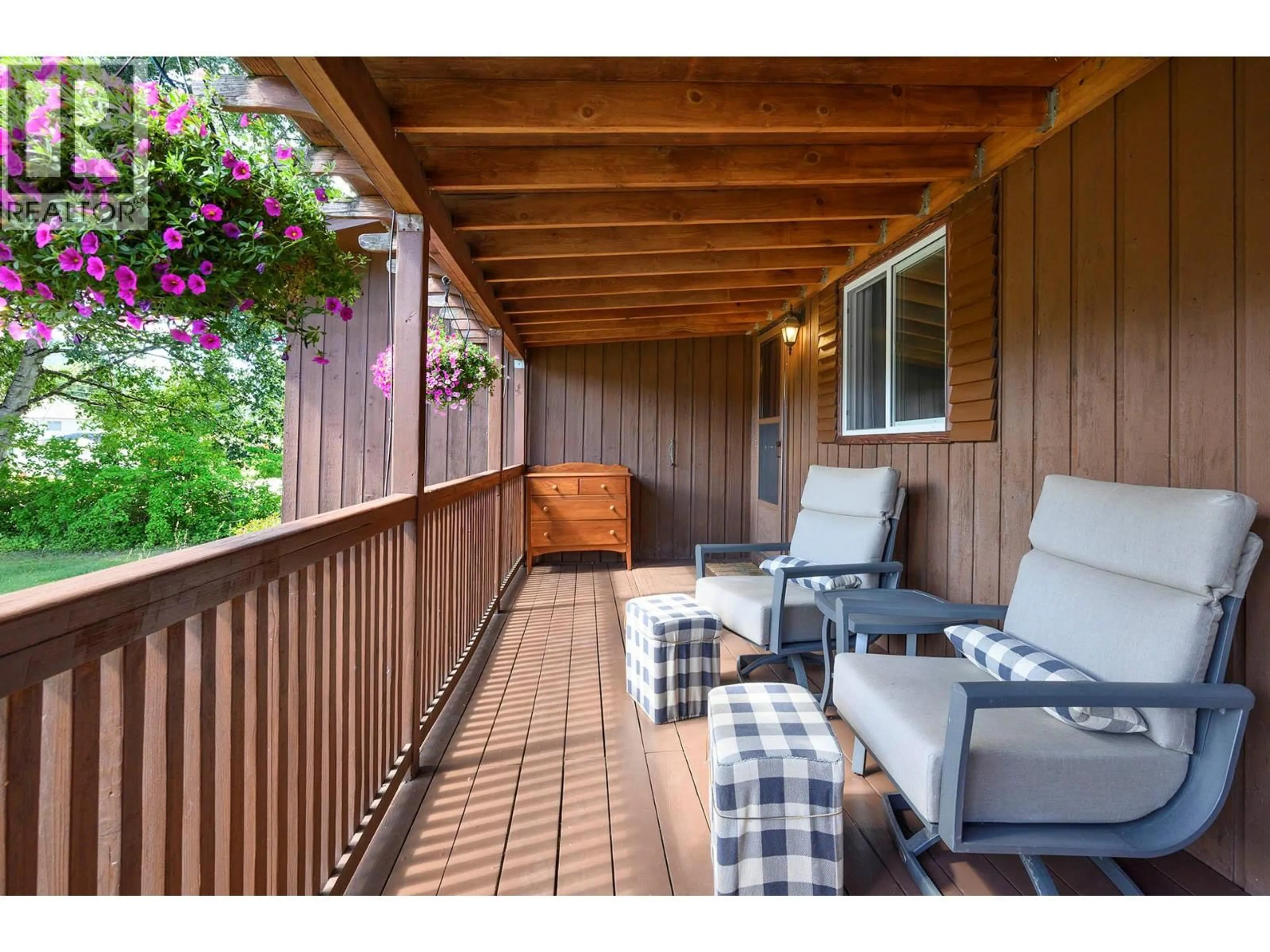 Patio, unknown for 343 HELMCKEN STREET, Clearwater British Columbia V0E1N1