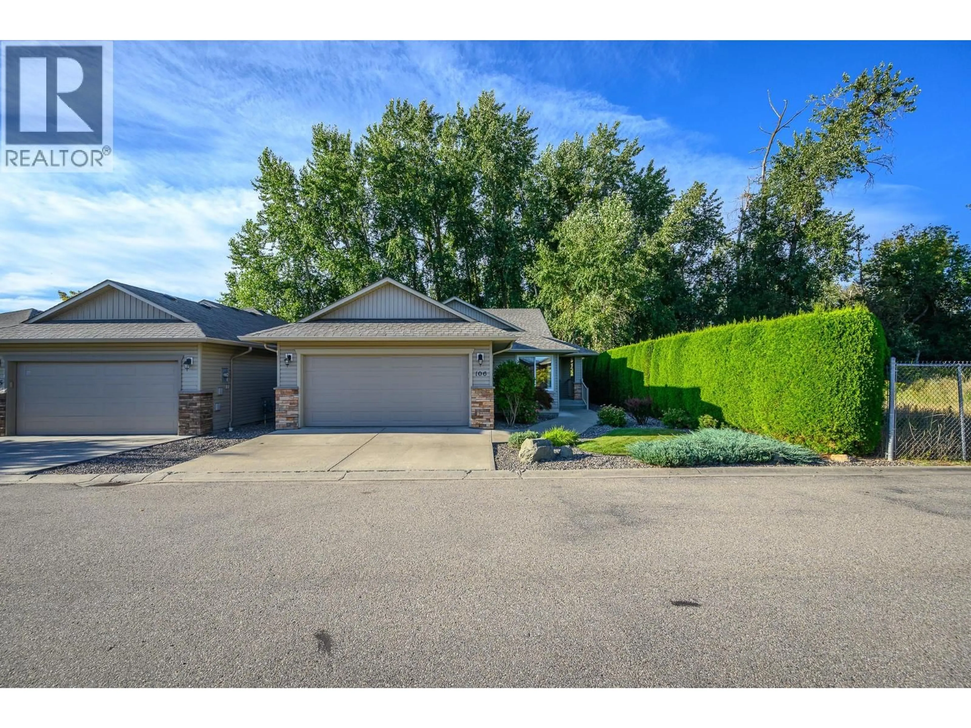 A pic from outside/outdoor area/front of a property/back of a property/a pic from drone, street for 106 - 2200 53 AVENUE, Vernon British Columbia V1T9N8