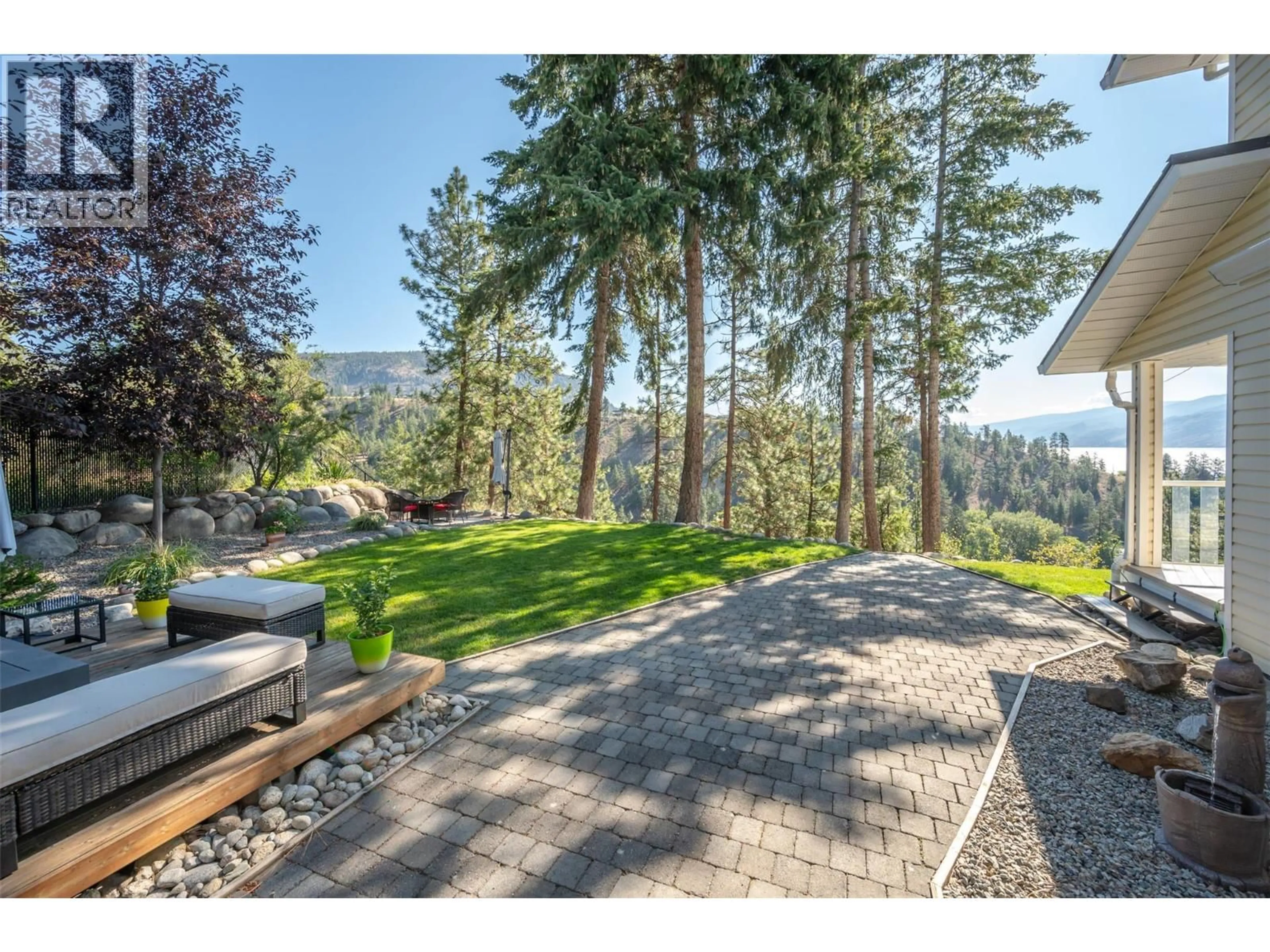 Patio, unknown for 4123 PONDEROSA DRIVE, Peachland British Columbia V0H1X5