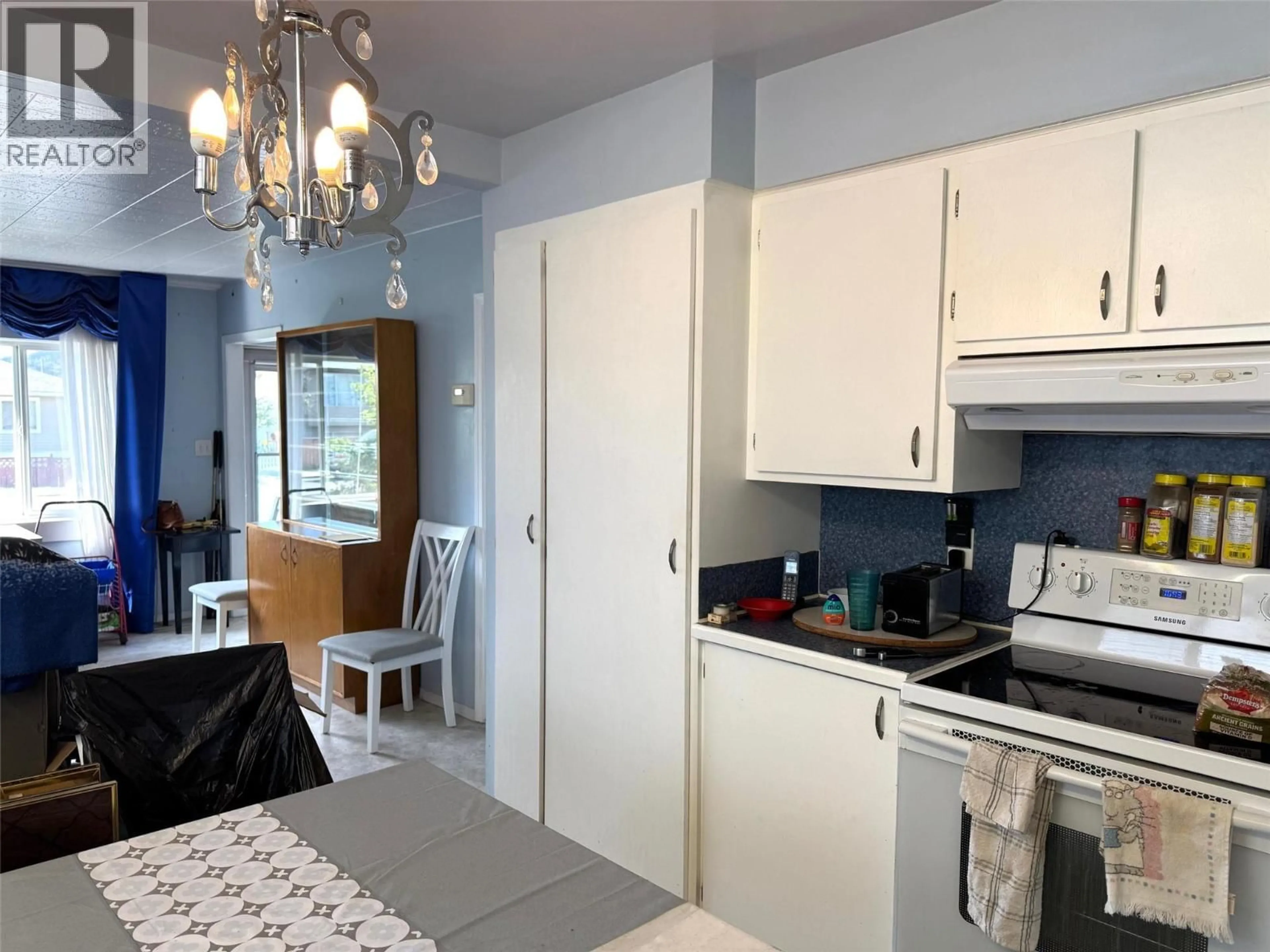 Standard kitchen, unknown for 2351 COUTLEE AVENUE, Merritt British Columbia V1K1B8