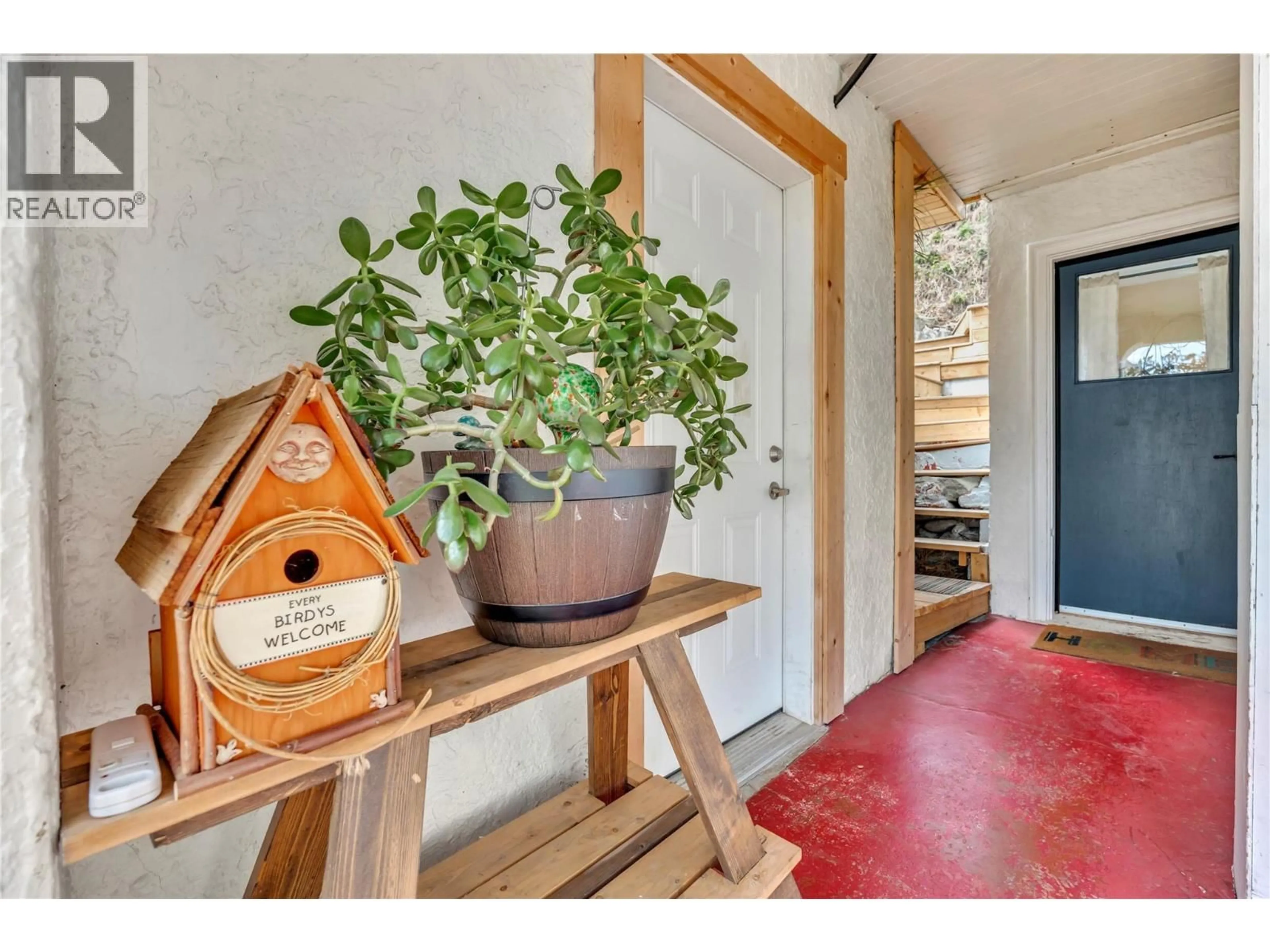 Indoor entryway for 249 PENRYN AVENUE, Princeton British Columbia V0X1W0