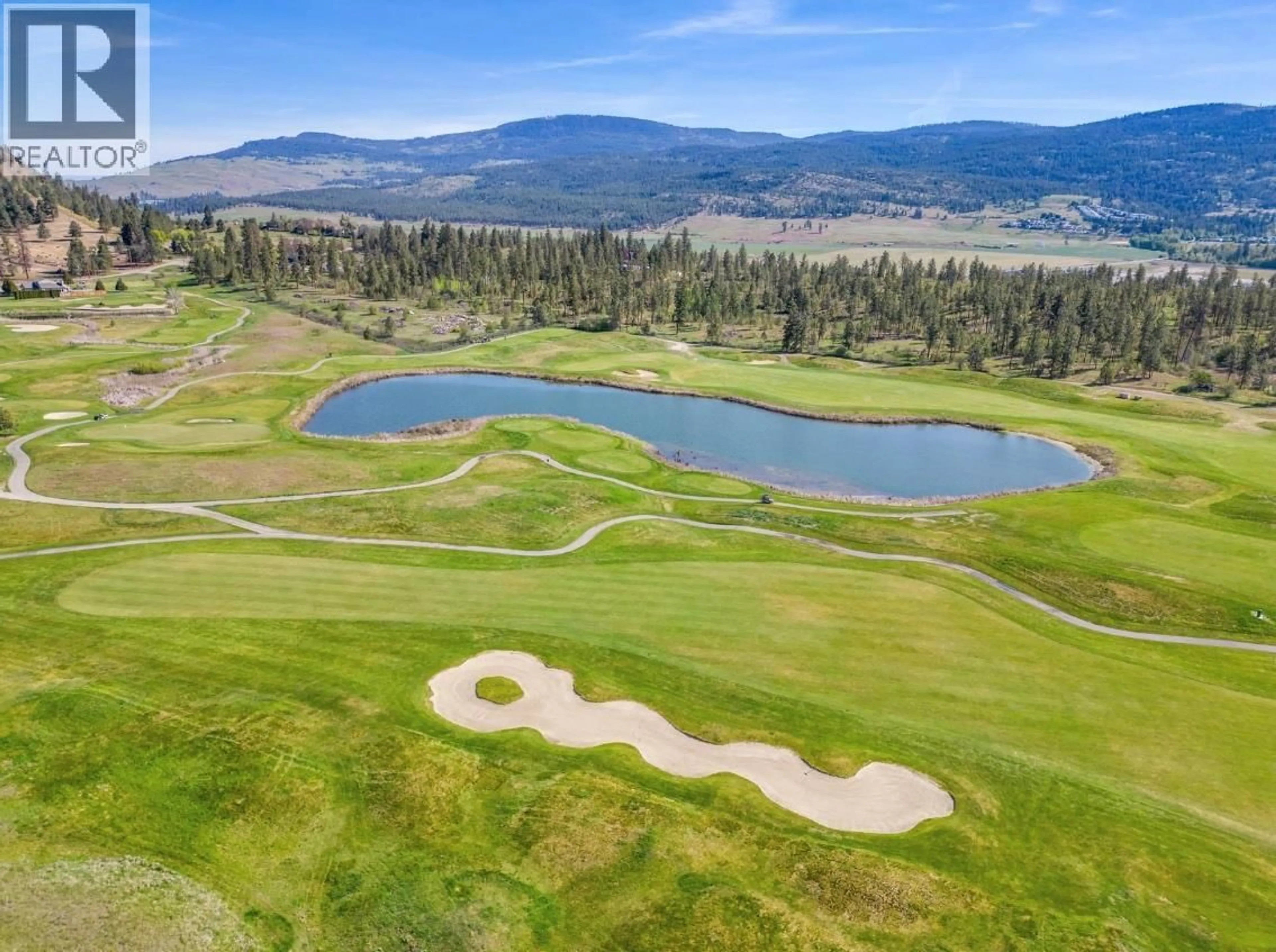 A pic from outside/outdoor area/front of a property/back of a property/a pic from drone, water/lake/river/ocean view for 2315 - 3178 VIA CENTRALE ROAD, Kelowna British Columbia V1V2A7