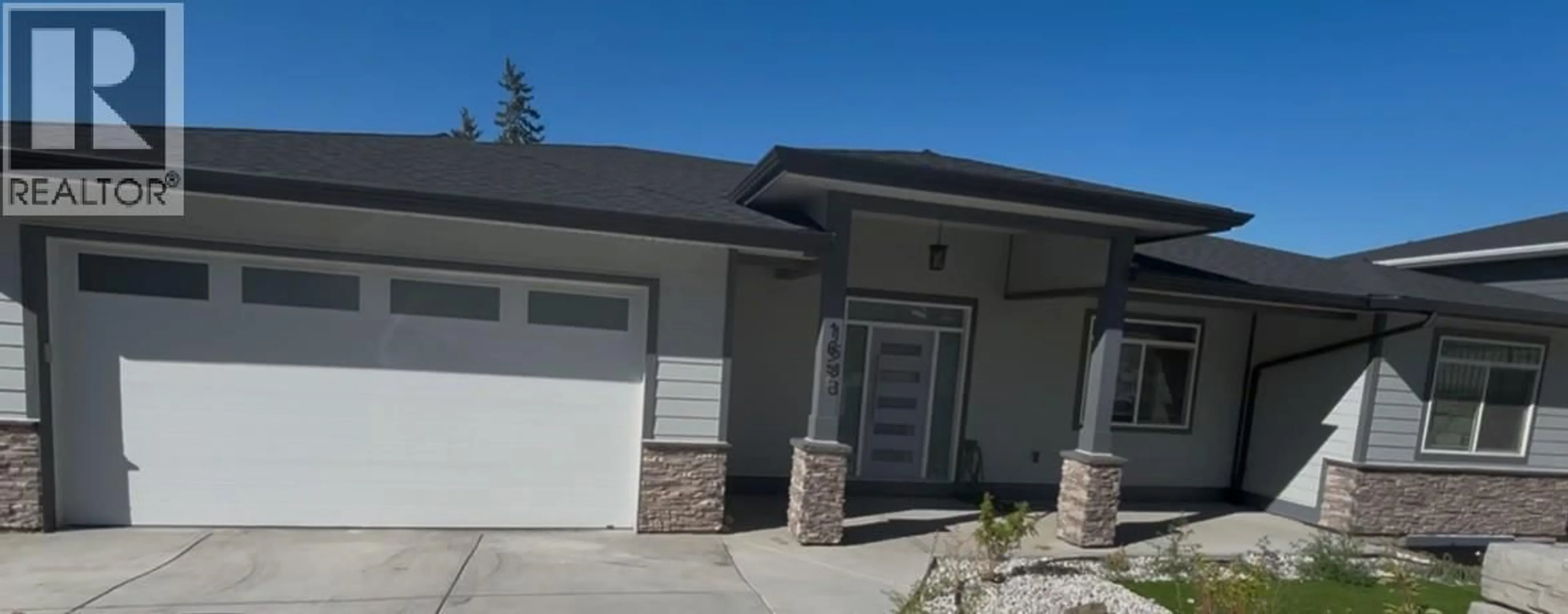 Home with vinyl exterior material, street for 1698 BALSAM PLACE, Kamloops British Columbia V2E0E2