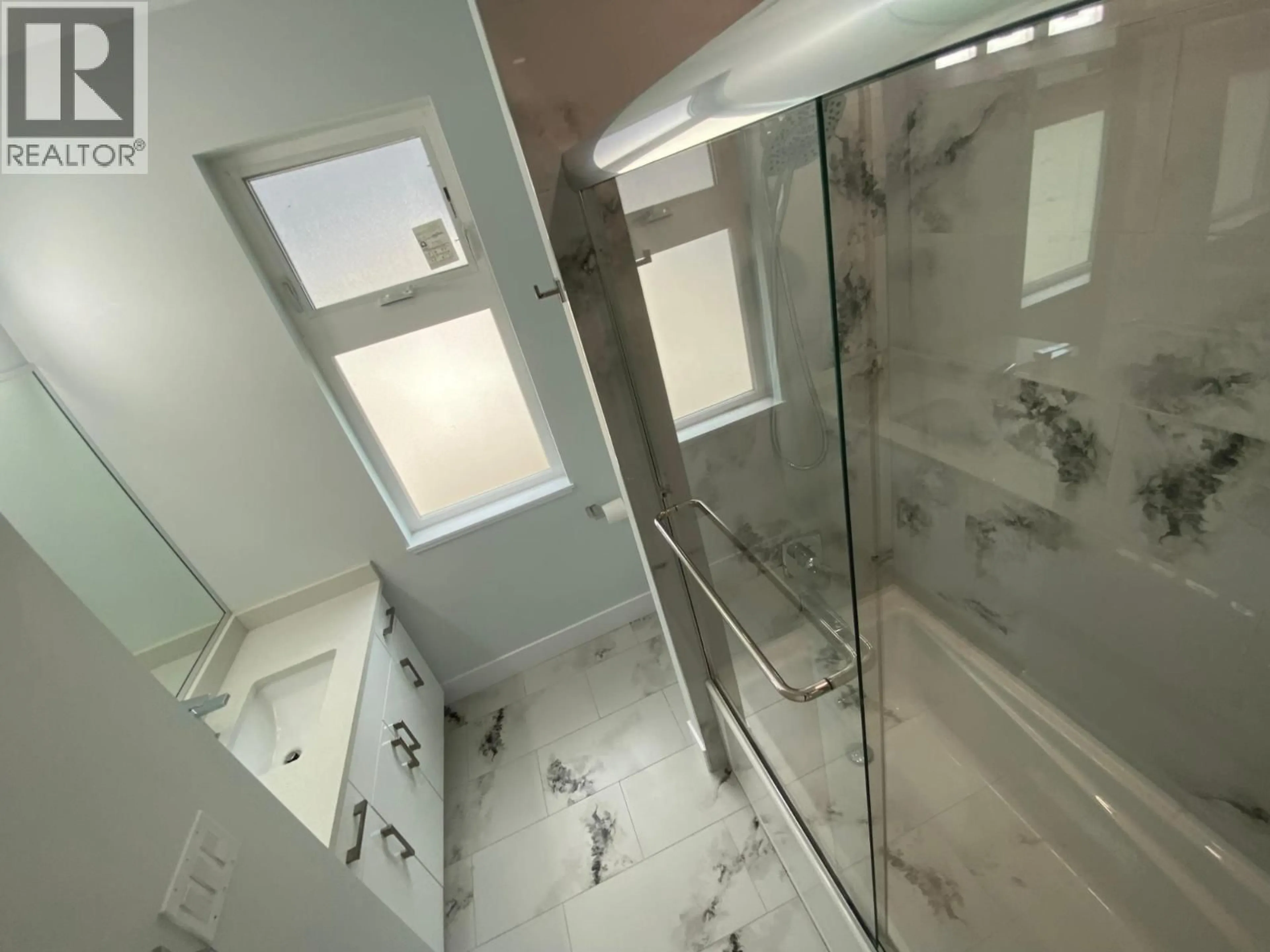 A pic of a room for 1698 BALSAM PLACE, Kamloops British Columbia V2E0E2