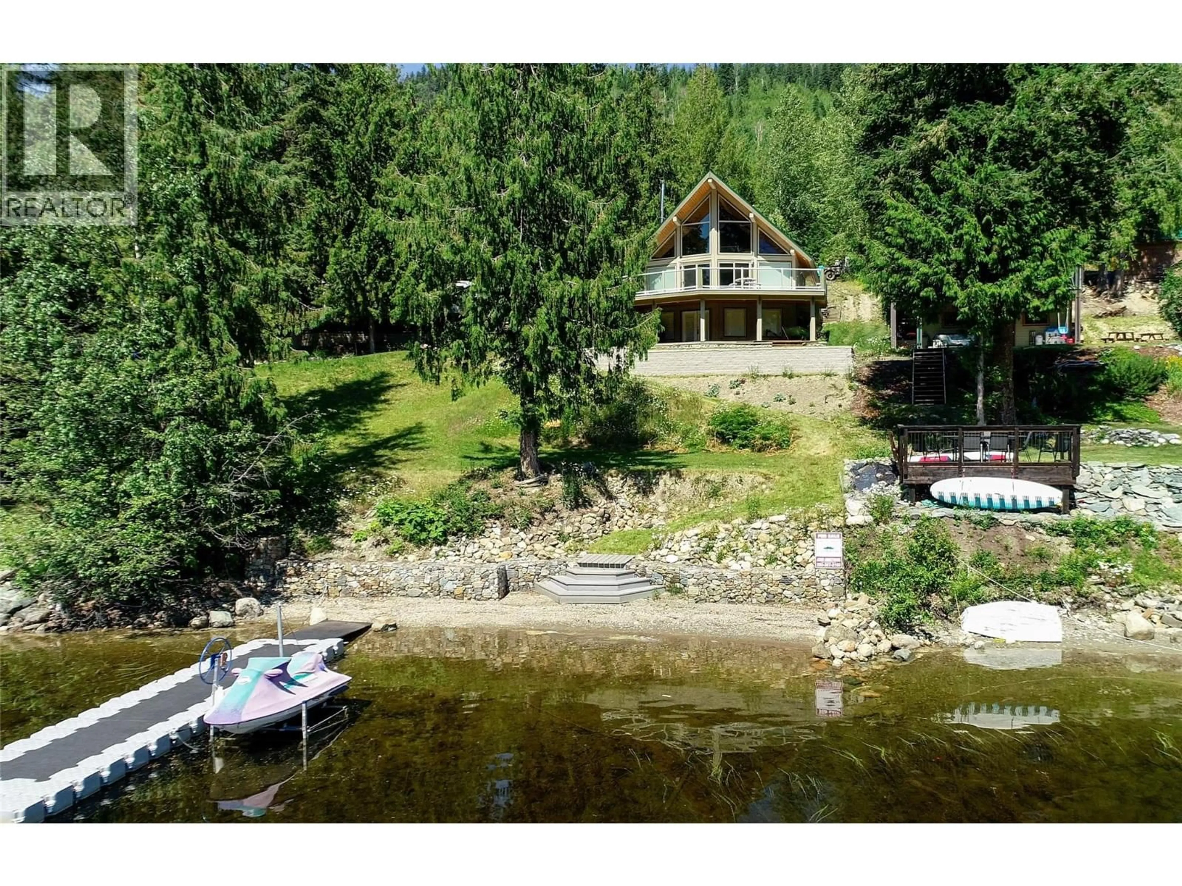 A pic from outside/outdoor area/front of a property/back of a property/a pic from drone, water/lake/river/ocean view for 17 - 7540 RUSSEL  FSR CREEK, Barriere British Columbia V0E0A9