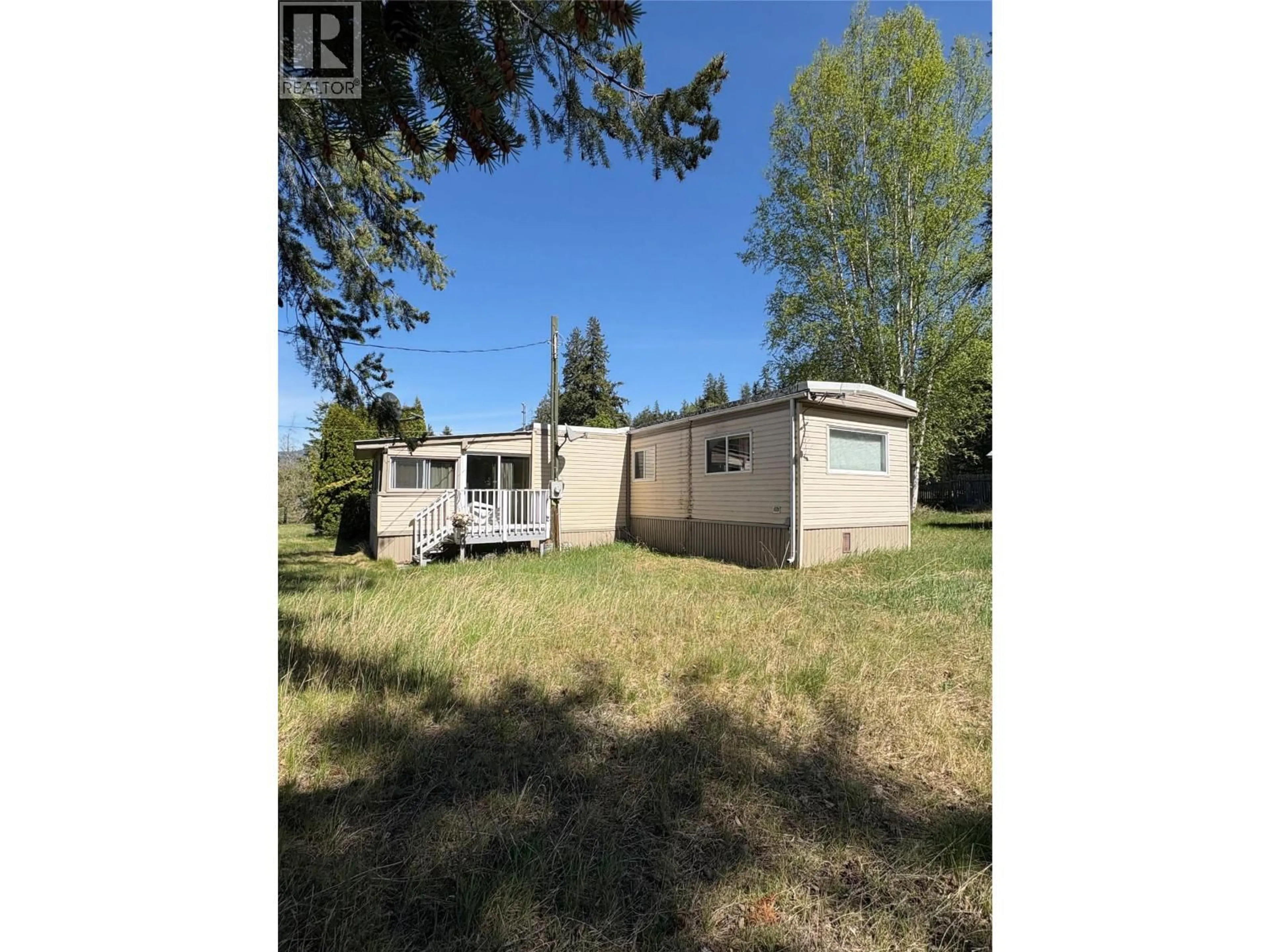 Shed for 3164 VAVENBY BRIDGE ROAD, Vavenby British Columbia V0E3A0