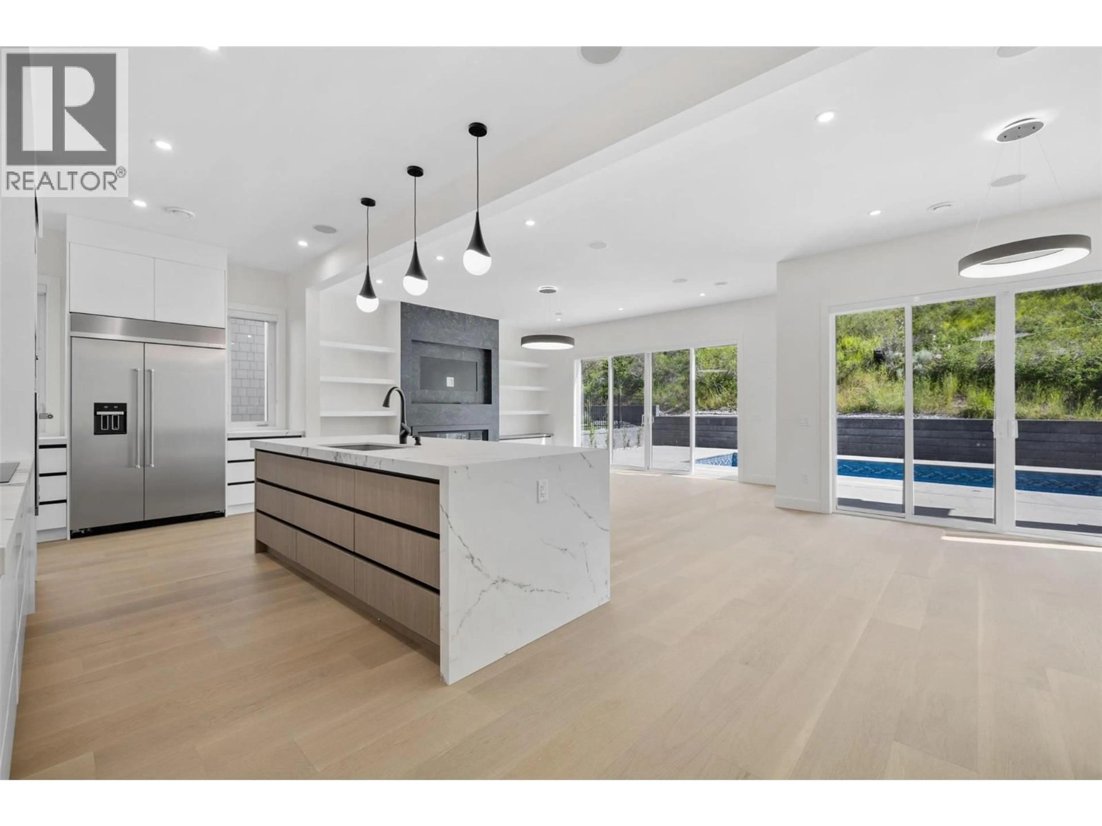 Open concept kitchen, ceramic/tile floor for 411 VISION COURT, Kelowna British Columbia V1W0C4