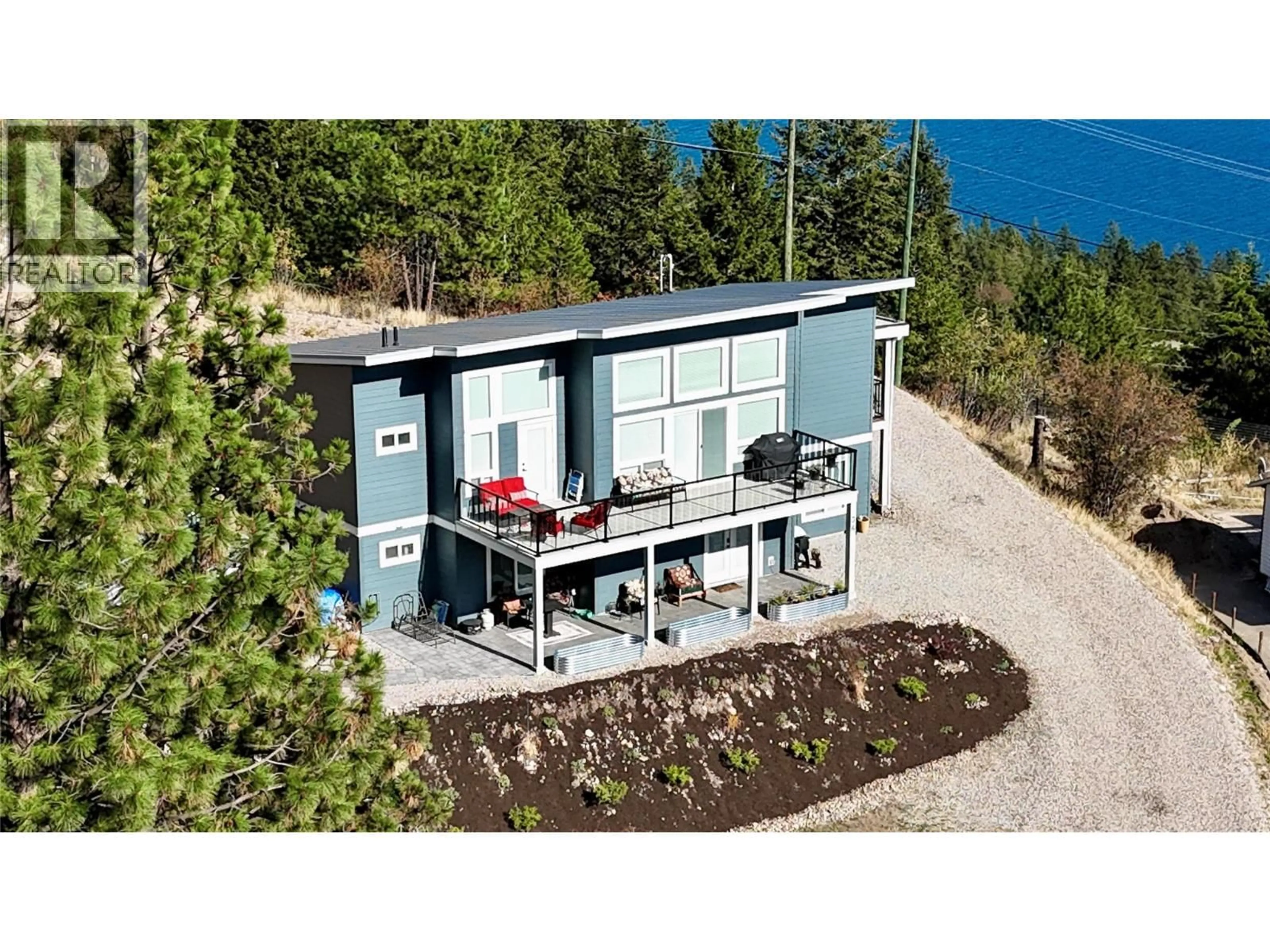 Home with vinyl exterior material, water/lake/river/ocean view for 36 SPRUCE DRIVE, Vernon British Columbia V1H2V4