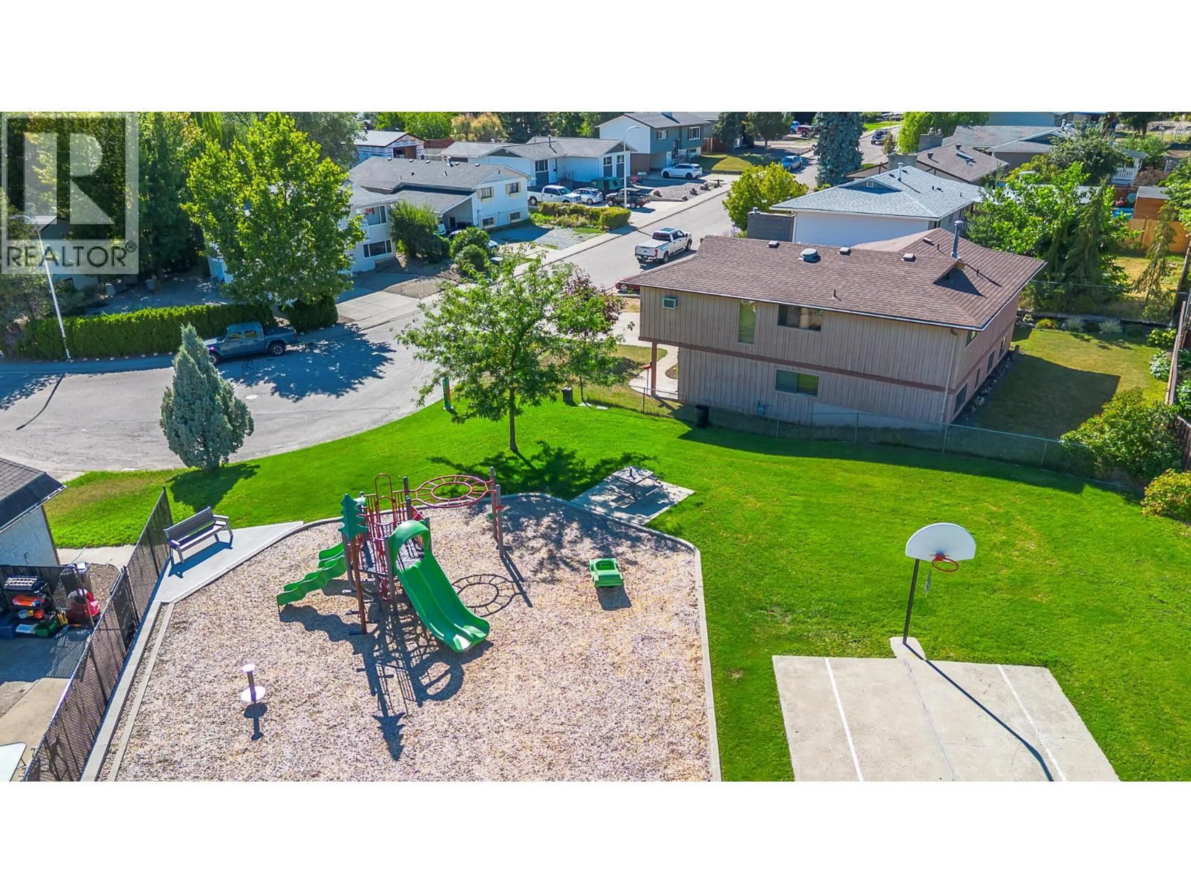 A pic from outside/outdoor area/front of a property/back of a property/a pic from drone, unknown for 3011 11 STREET, Vernon British Columbia V1T7V1