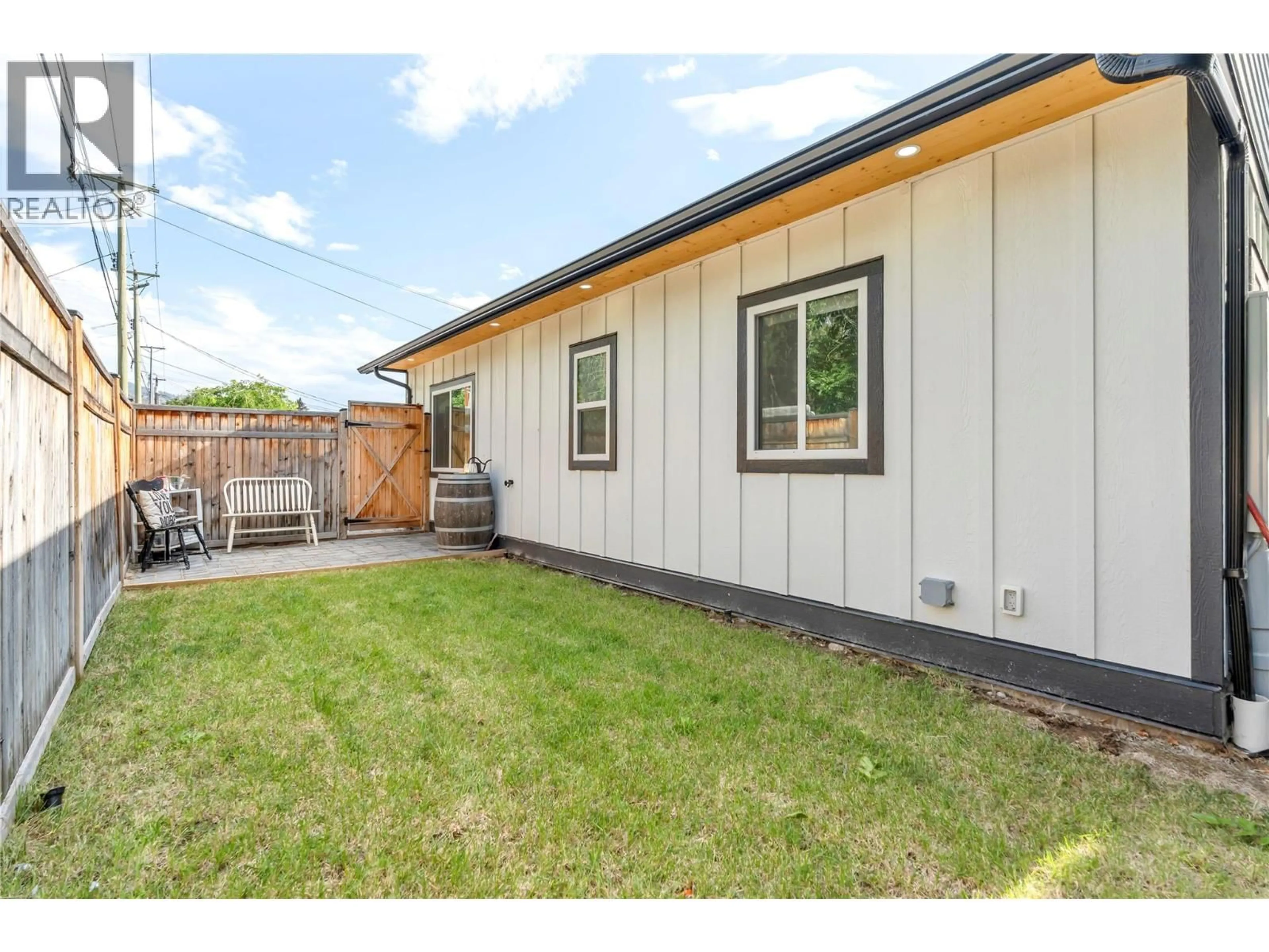 Unknown for 972 KILWINNING STREET, Penticton British Columbia V2A4N7