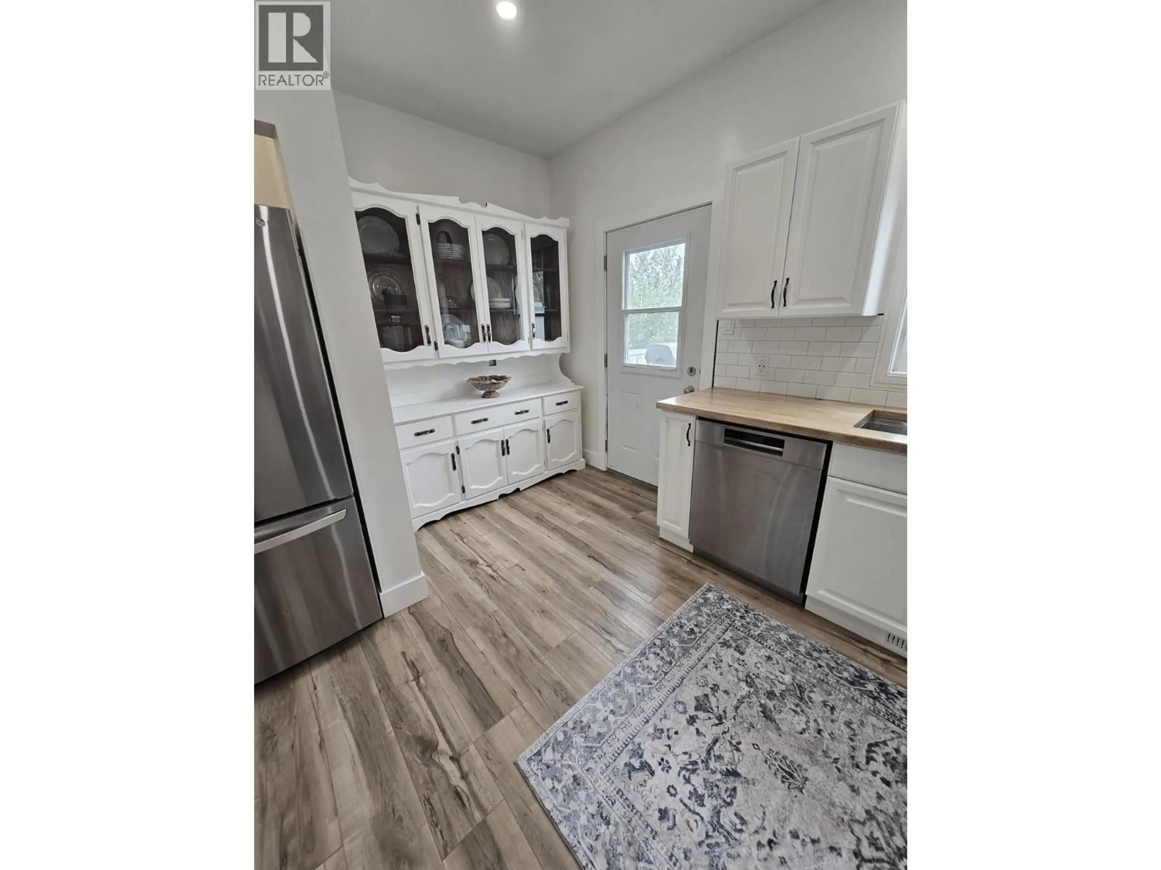 Open concept kitchen, unknown for 5203 LEBELL ROAD, Farmington British Columbia V1G0J4