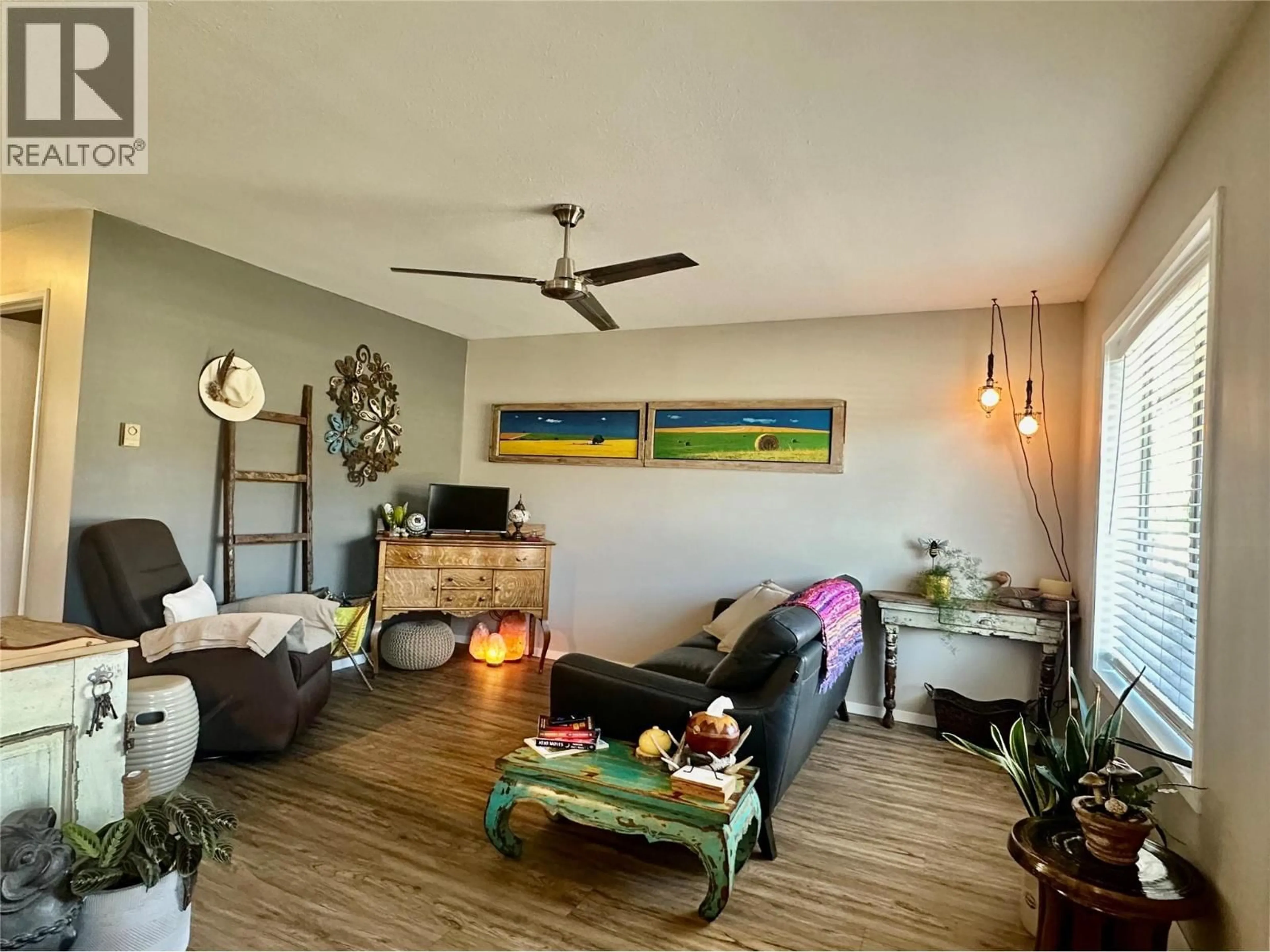 Living room with furniture, unknown for 5 - 5869 MAIN STREET, Oliver British Columbia V0H1T0