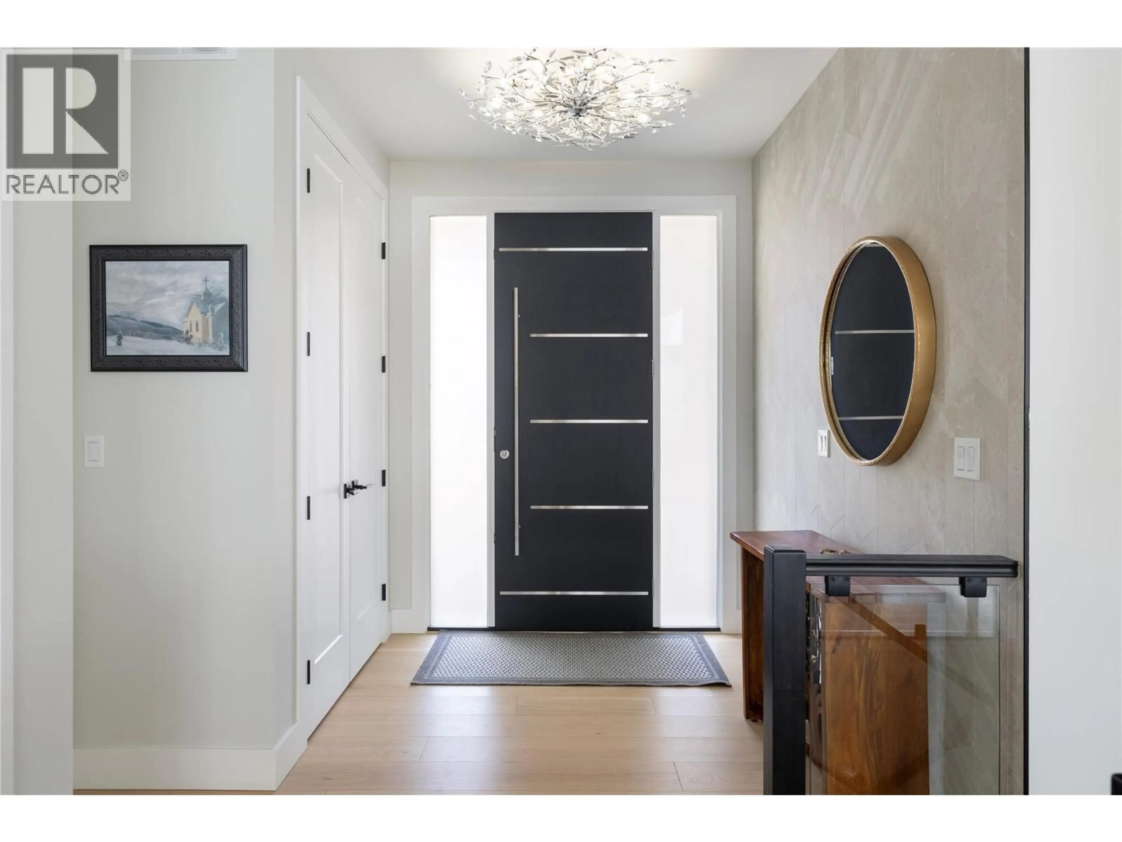 Indoor entryway for 640 MT. IDA CRESCENT, Coldstream British Columbia V1B4G3