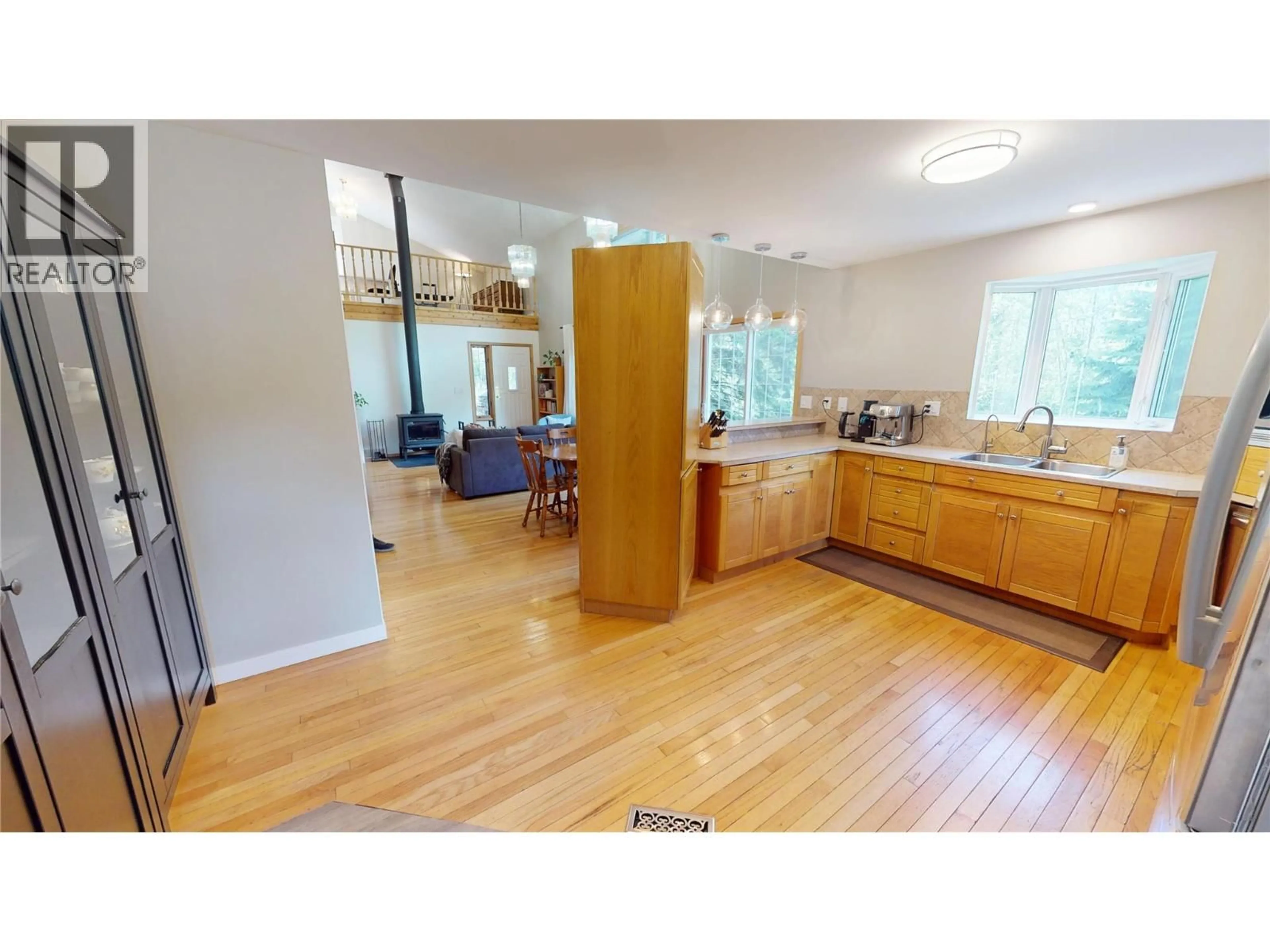 Open concept kitchen, unknown for 7392 8TH AVENUE, Hosmer British Columbia V0B1M5