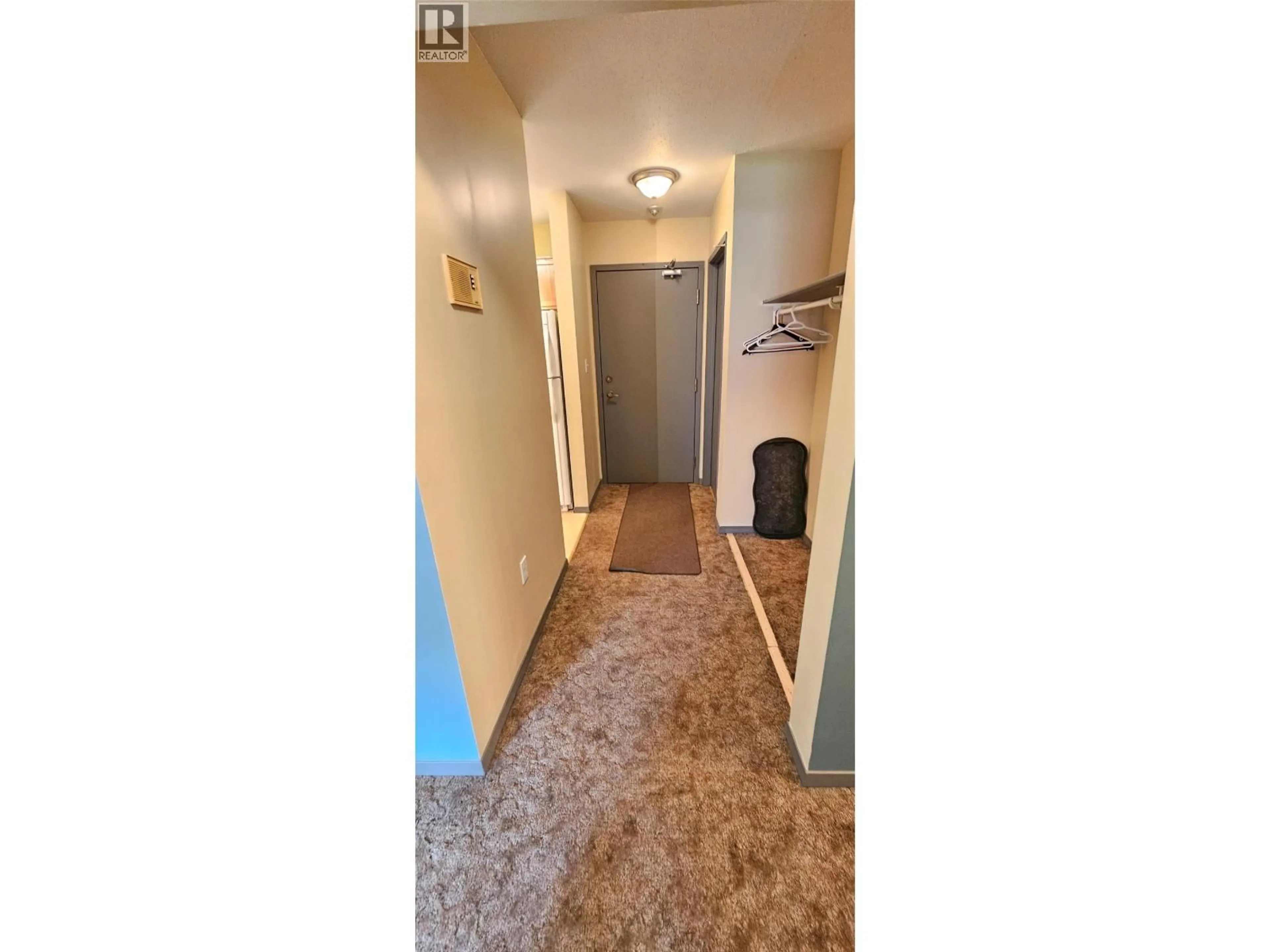 Indoor entryway for 318C - 1286 PONDEROSA DRIVE, Sparwood British Columbia V0B2G2