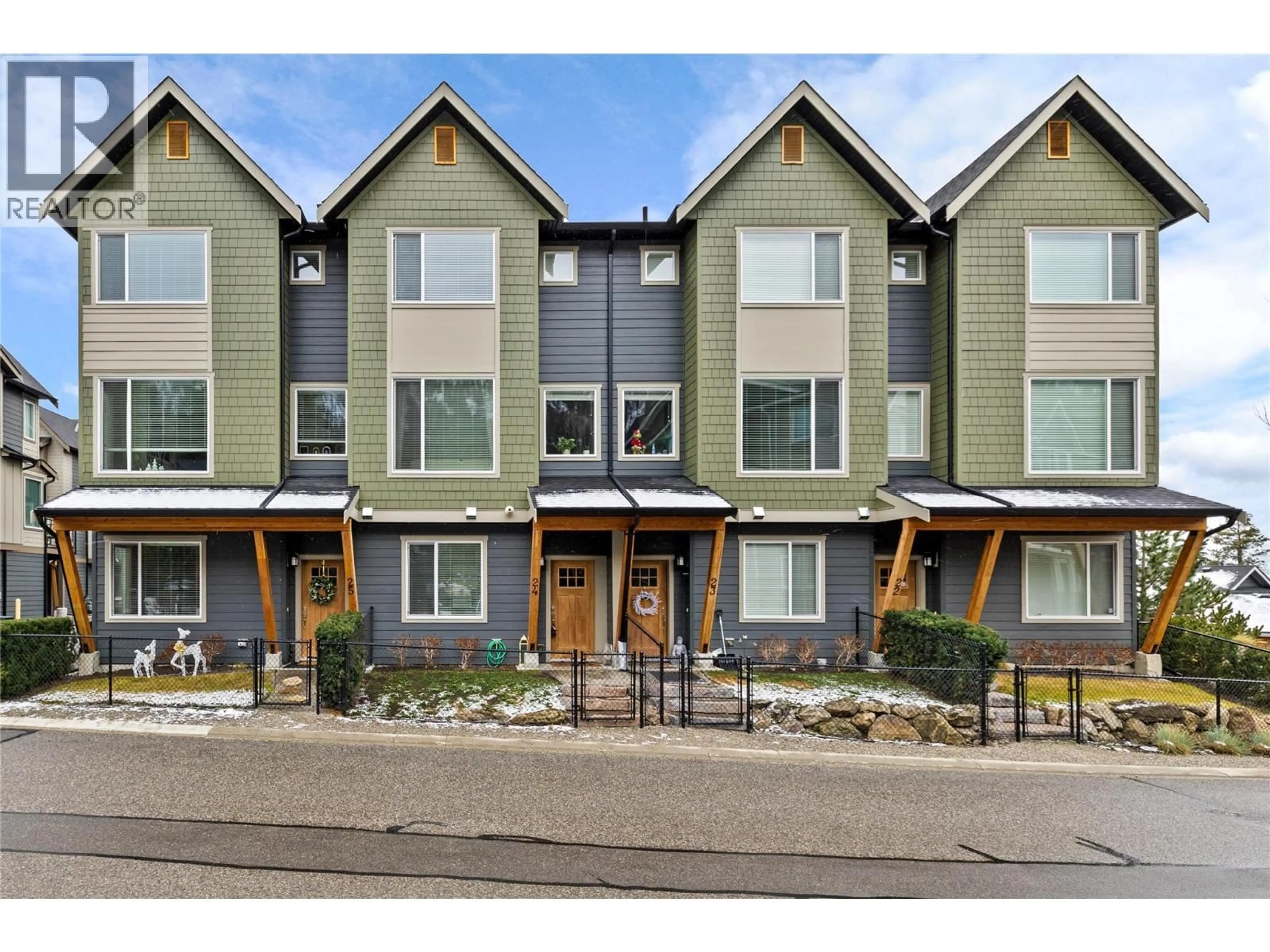 Home with vinyl exterior material, street for 24 - 2490 TUSCANY DRIVE, West Kelowna British Columbia V4T3M4