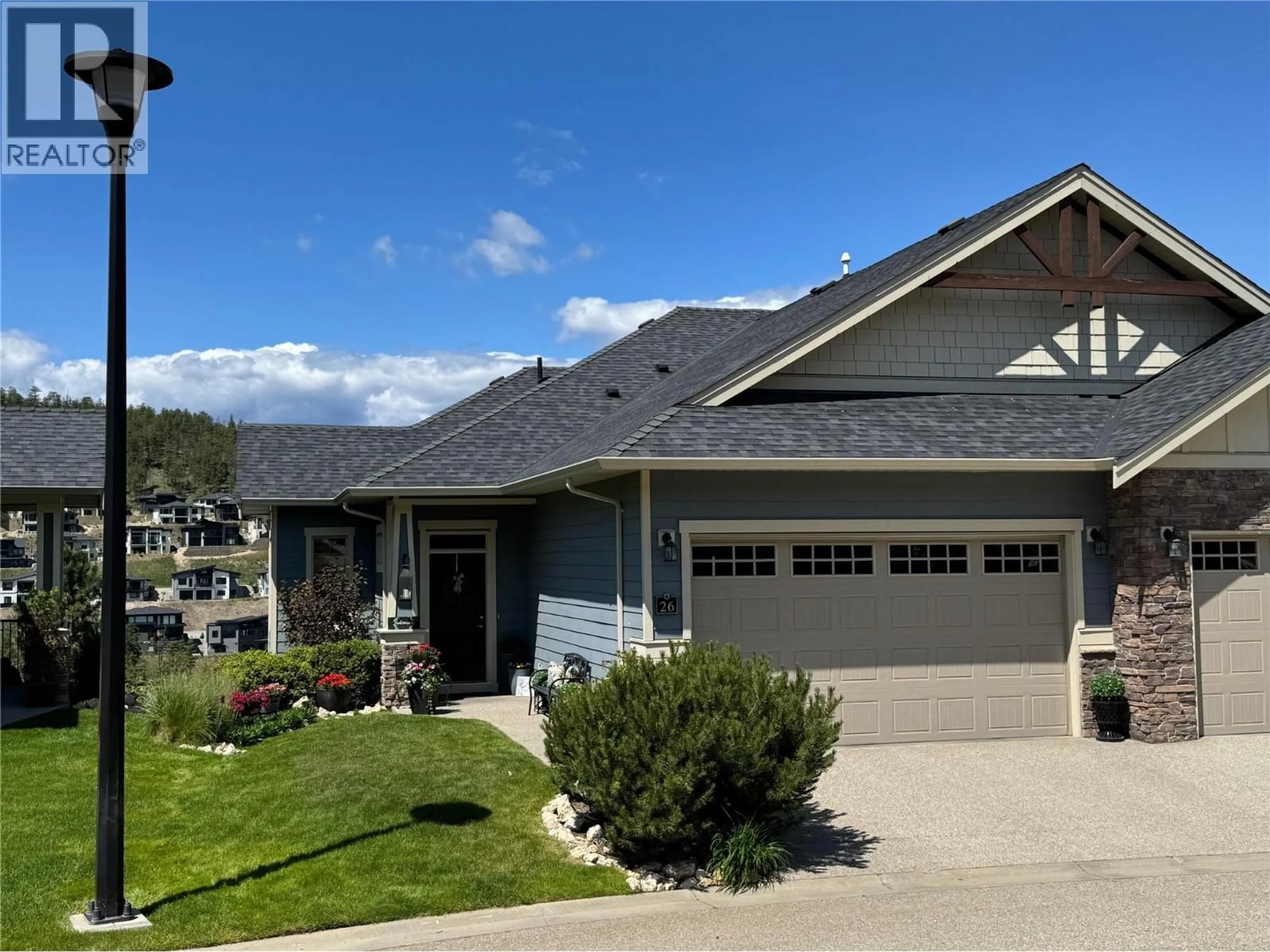 Home with vinyl exterior material, street for 26 - 875 STOCKLEY STREET, Kelowna British Columbia V1P1S4