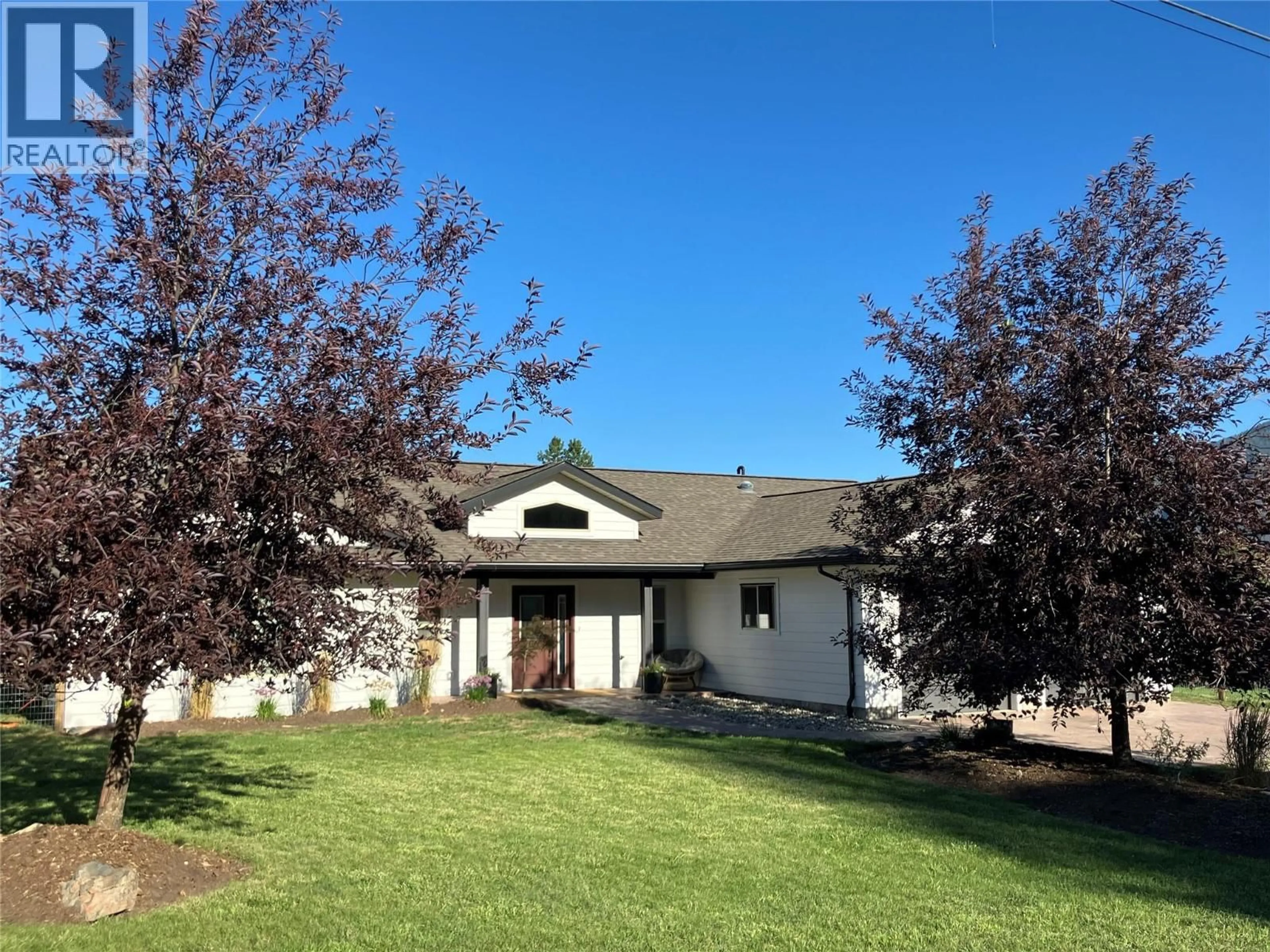 Home with vinyl exterior material, unknown for 8170 PLOTNIKOFF ROAD, Grand Forks British Columbia V0H1H2