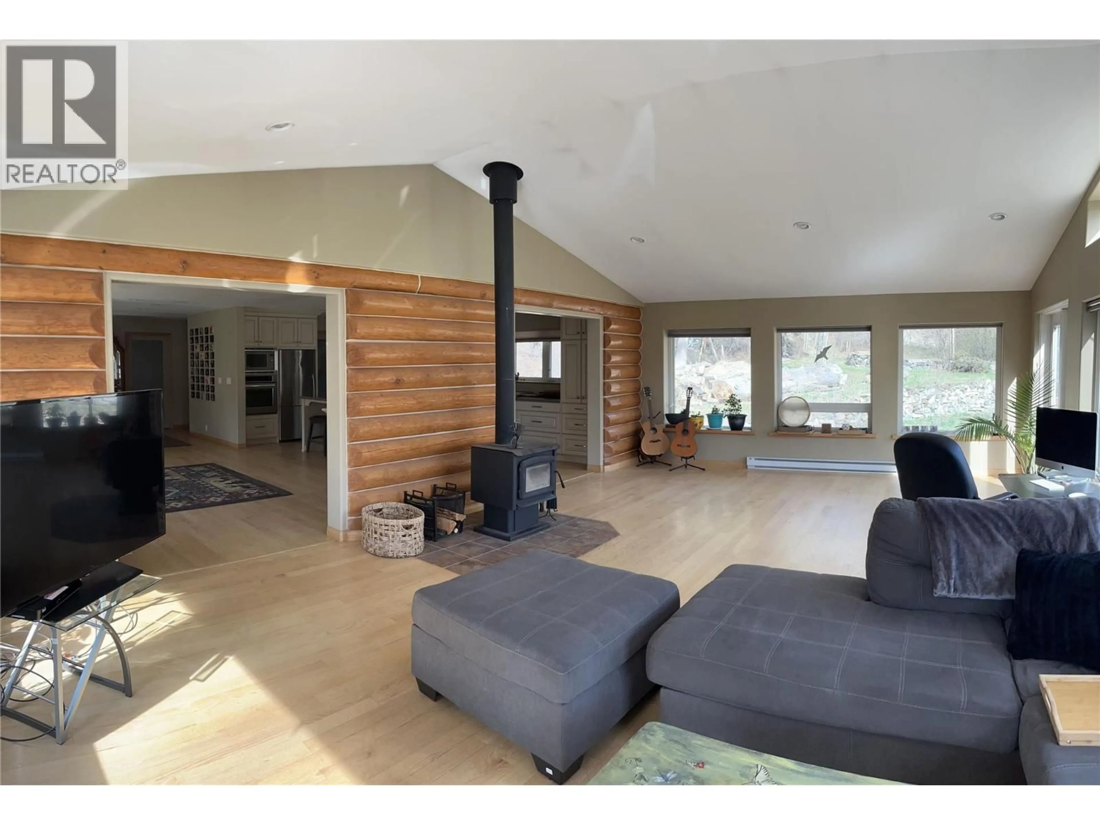 Unknown for 3815 33 HIGHWAY, Westbridge British Columbia V0H1Y0