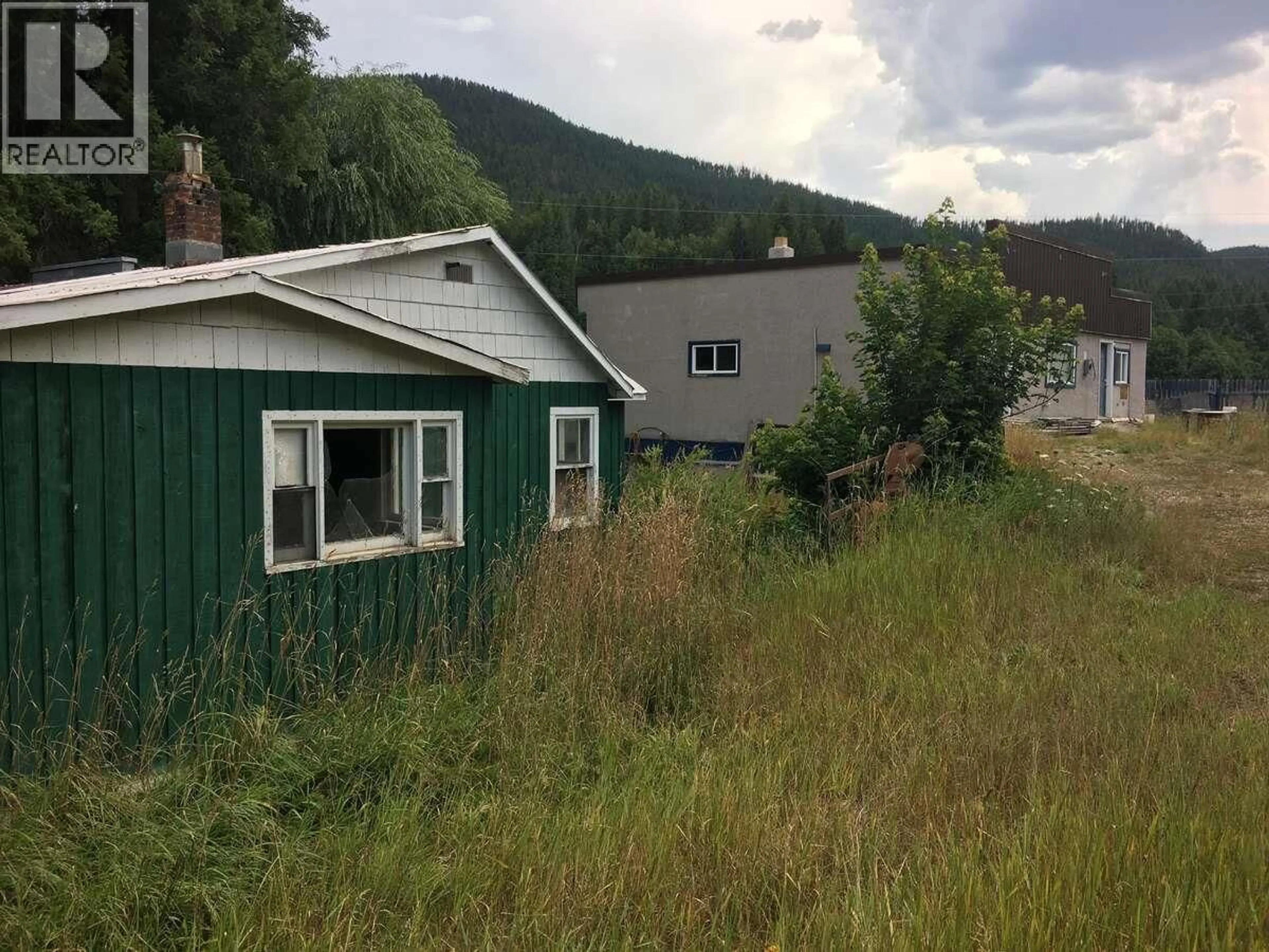 Shed for 6904 HIGHWAY 6 OTHER, Appledale British Columbia V0G2J0