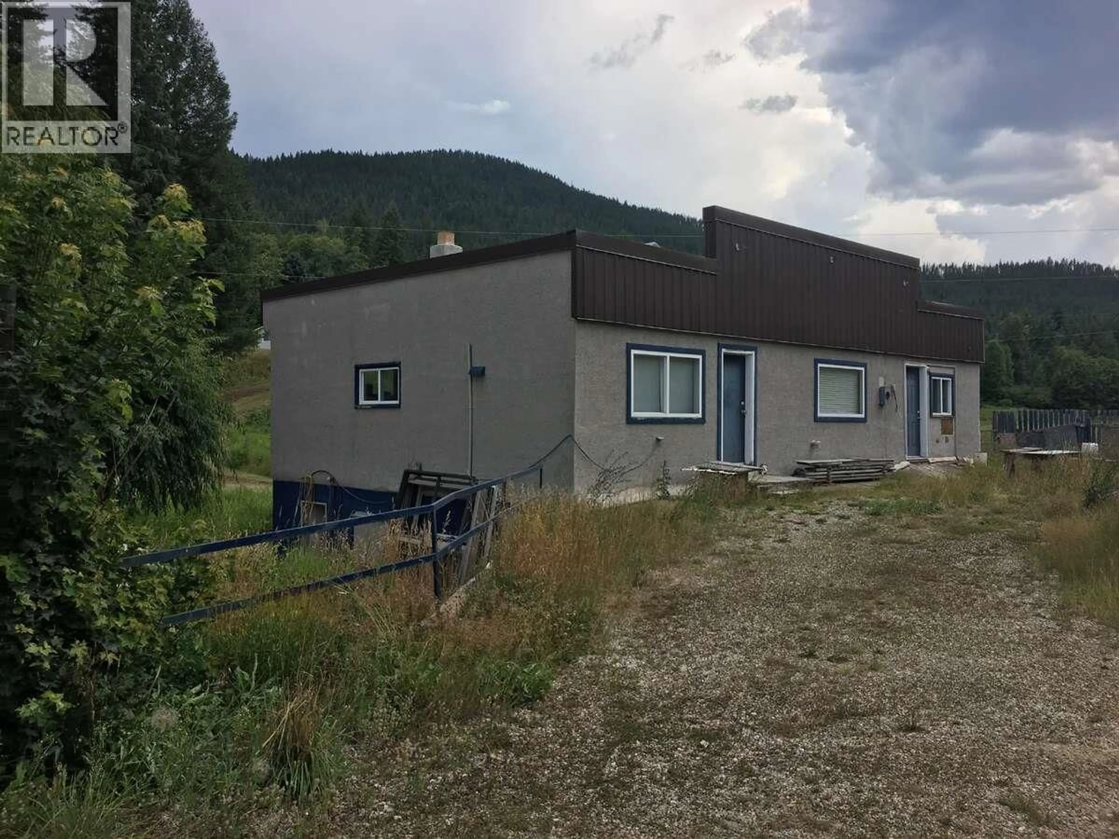 A pic from outside/outdoor area/front of a property/back of a property/a pic from drone, building for 6904 HIGHWAY 6 OTHER, Appledale British Columbia V0G2J0