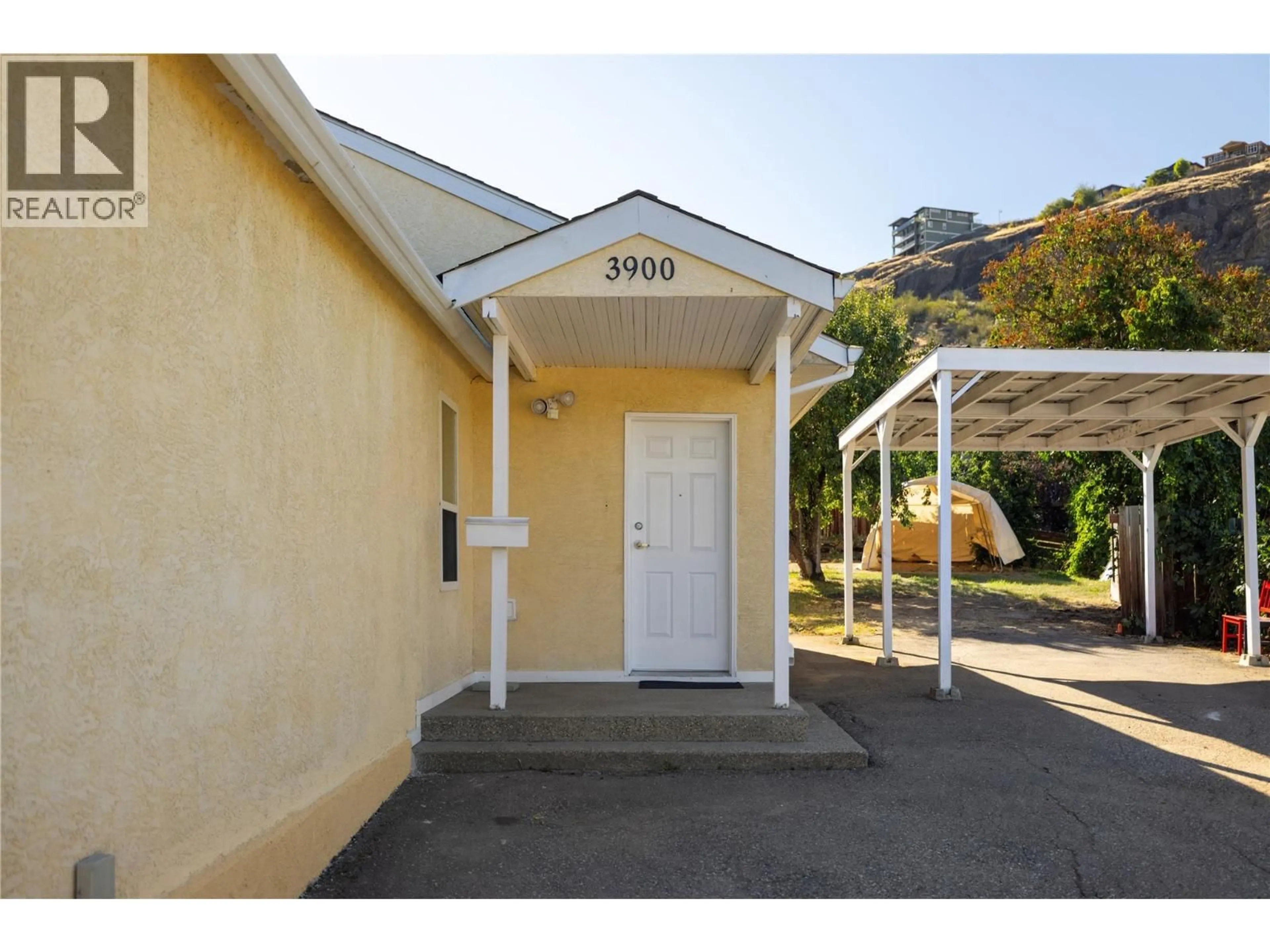 Unknown for 3900 ALEXIS PARK DRIVE, Vernon British Columbia V1T6G9