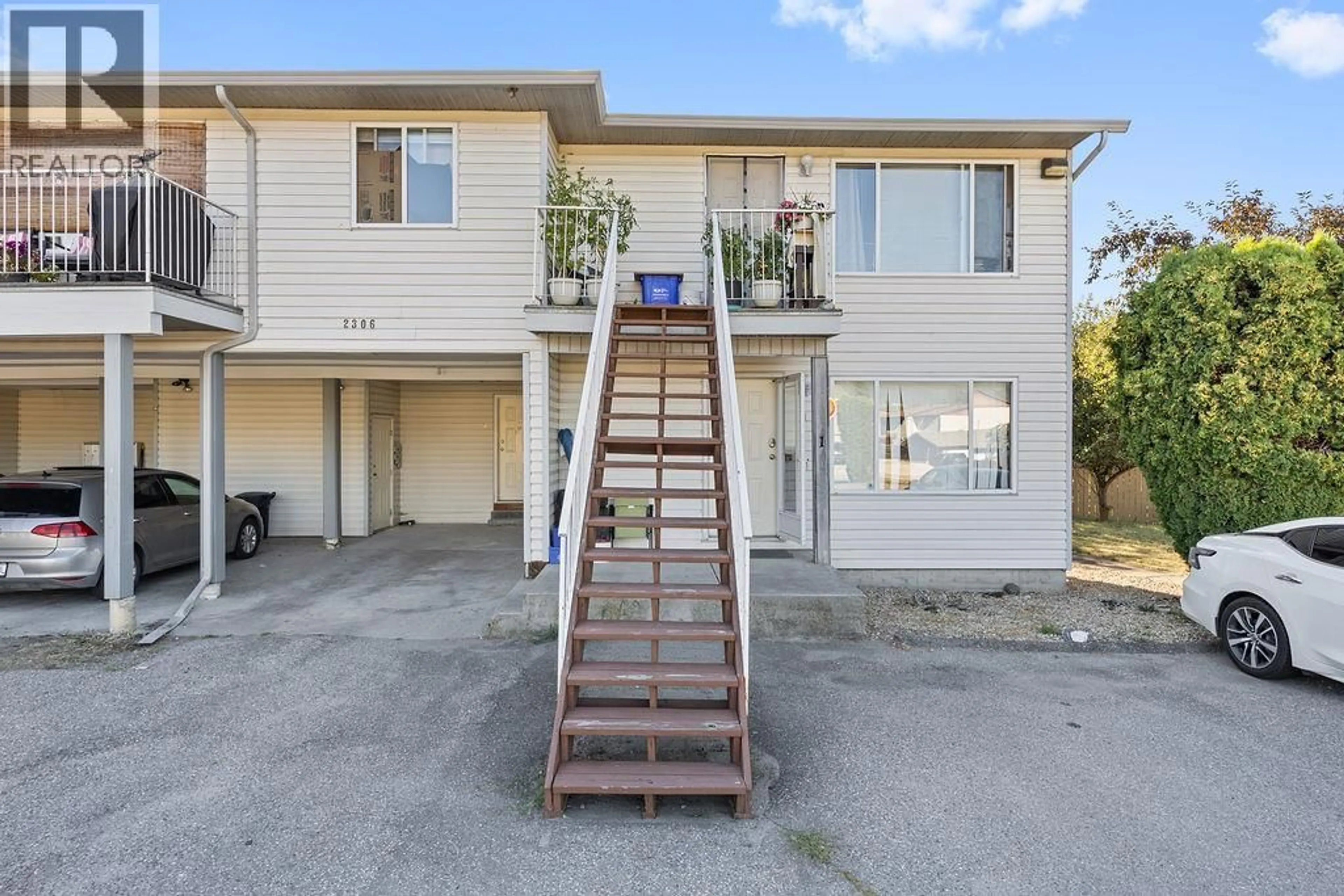 Unknown for 4 - 2306 39 STREET, Vernon British Columbia V5W1W2