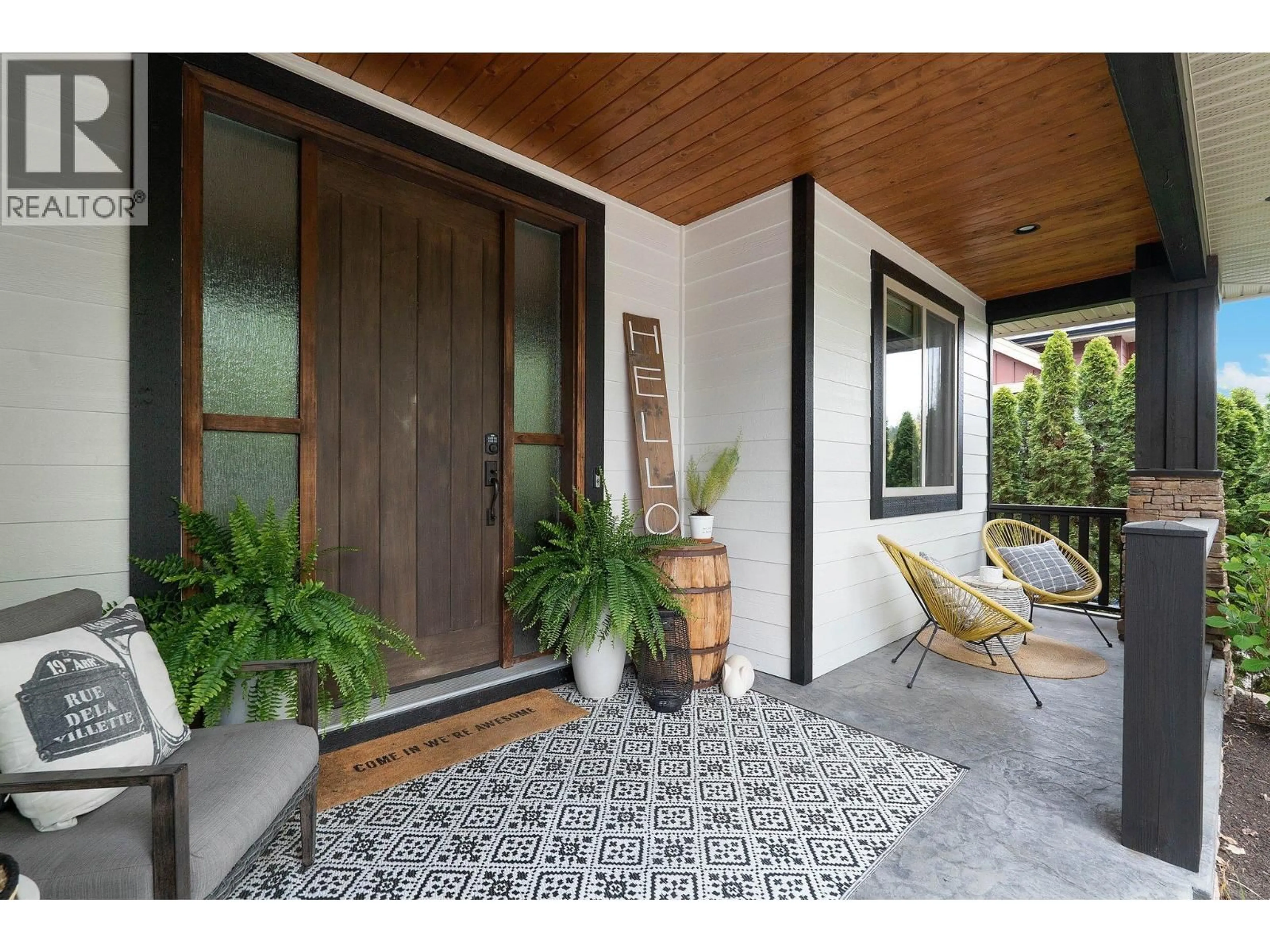 Indoor entryway for 1982 HIDDEN RIDGE PLACE, Kelowna British Columbia V1V2X8