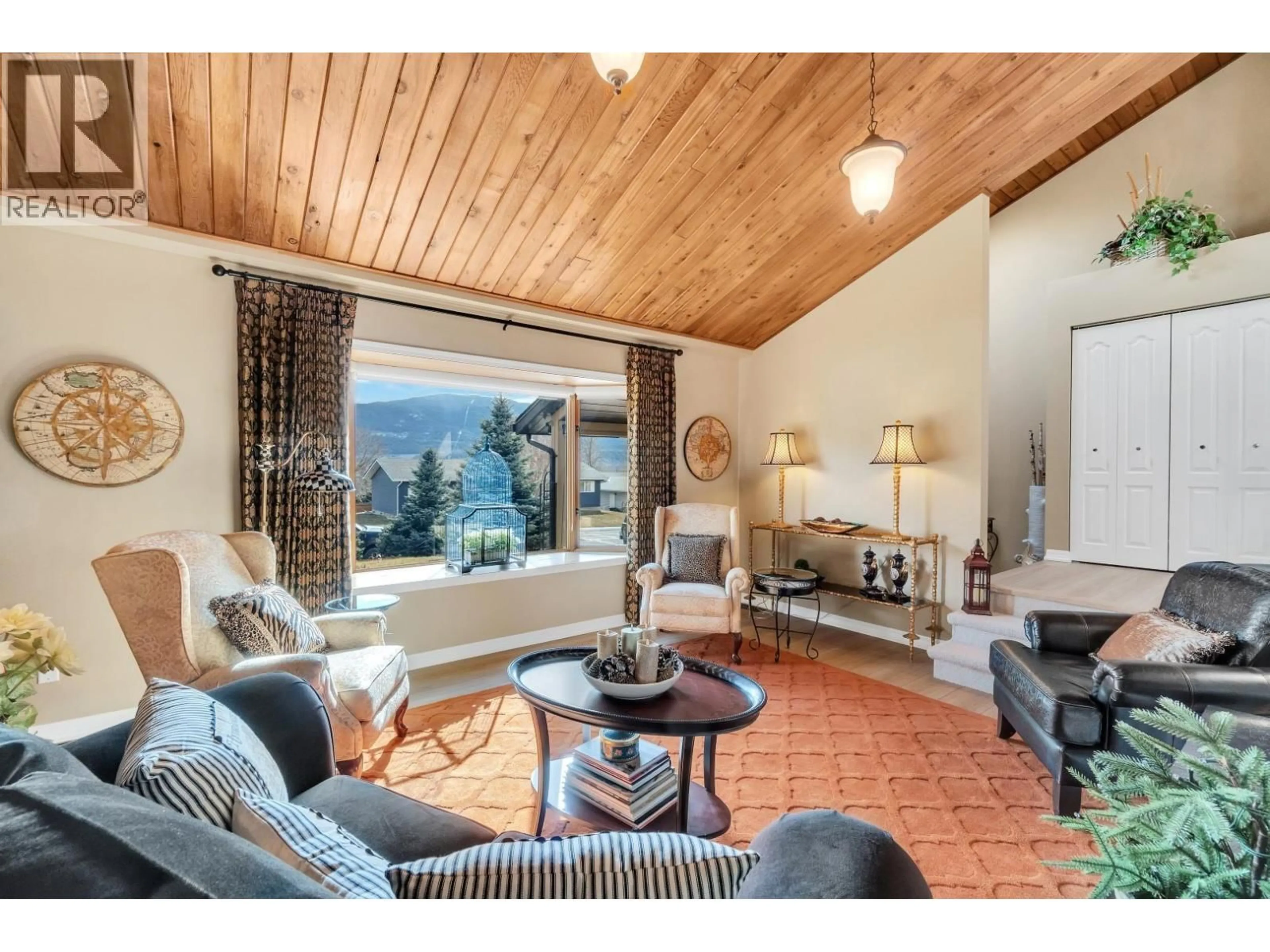 Living room with furniture, unknown for 2463 IRVINE AVENUE, Merritt British Columbia V1K1H4