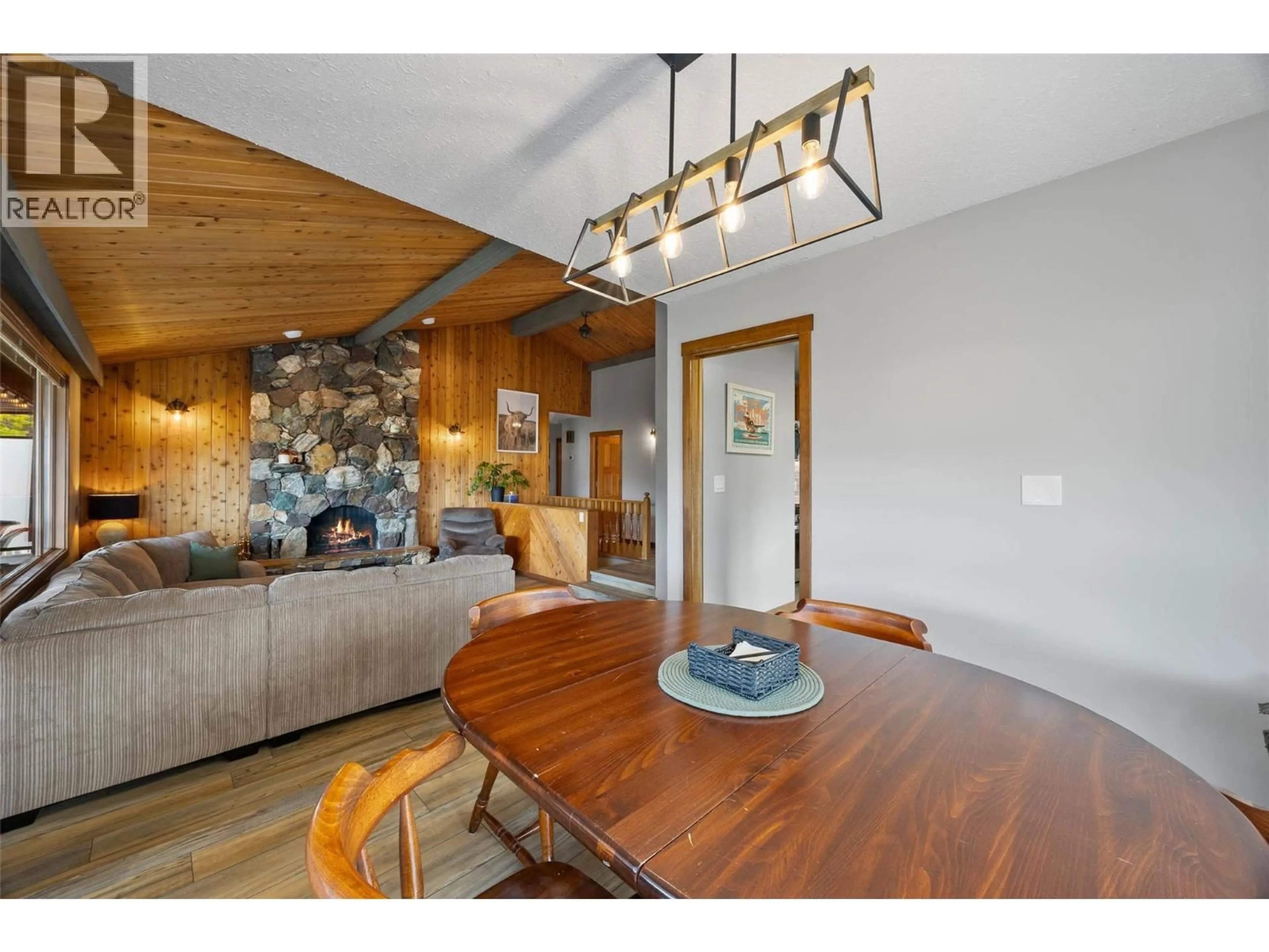 Dining room, unknown for 2264 SKEENA DRIVE, Kamloops British Columbia V2E1V1