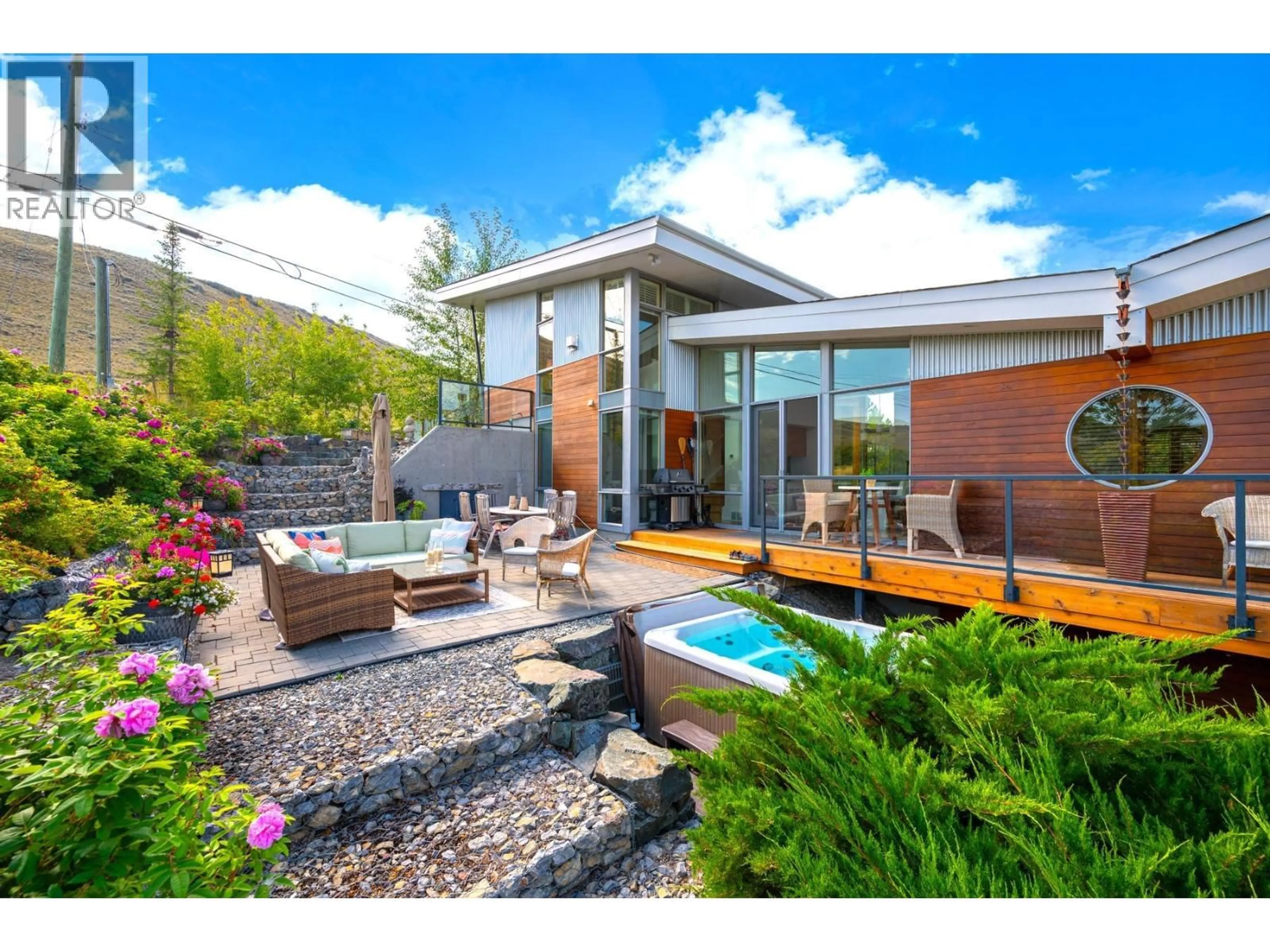 Patio, unknown for 6993 OLD NICOLA TRAIL, Merritt British Columbia V1K1B8