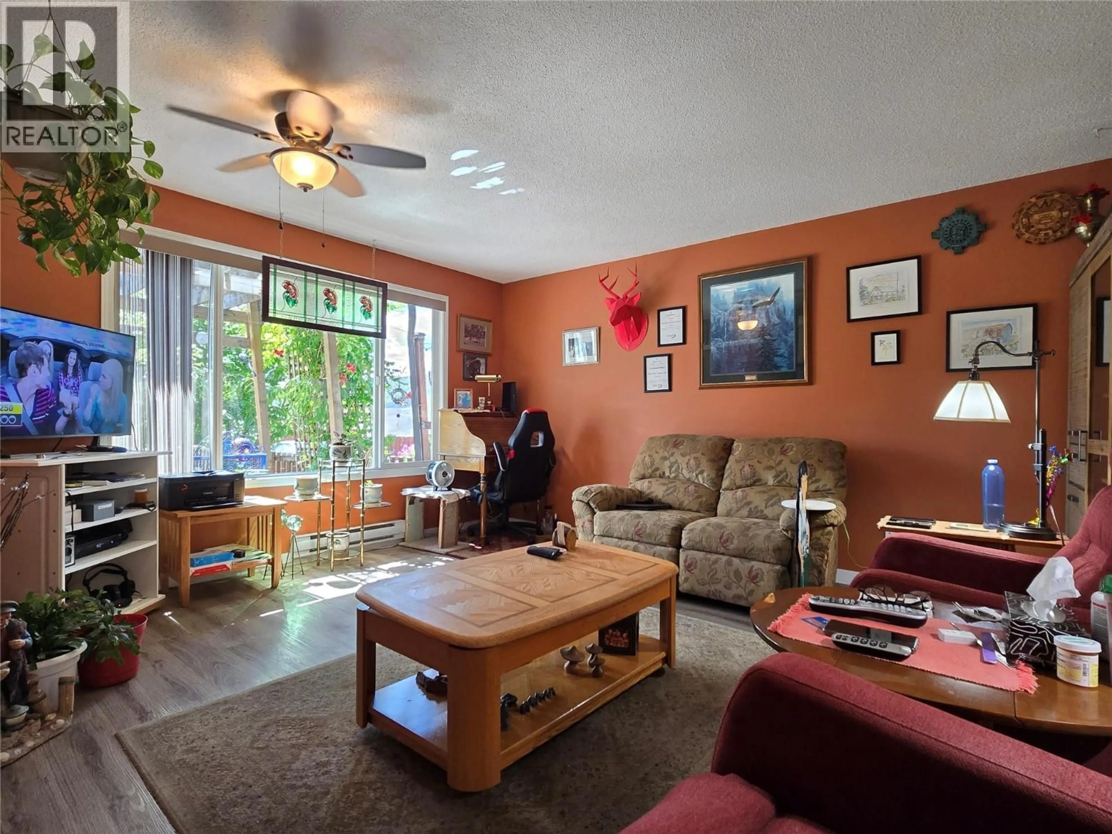 Living room with furniture, unknown for 201 CORNWALL PLACE, Ashcroft British Columbia V0K1A0