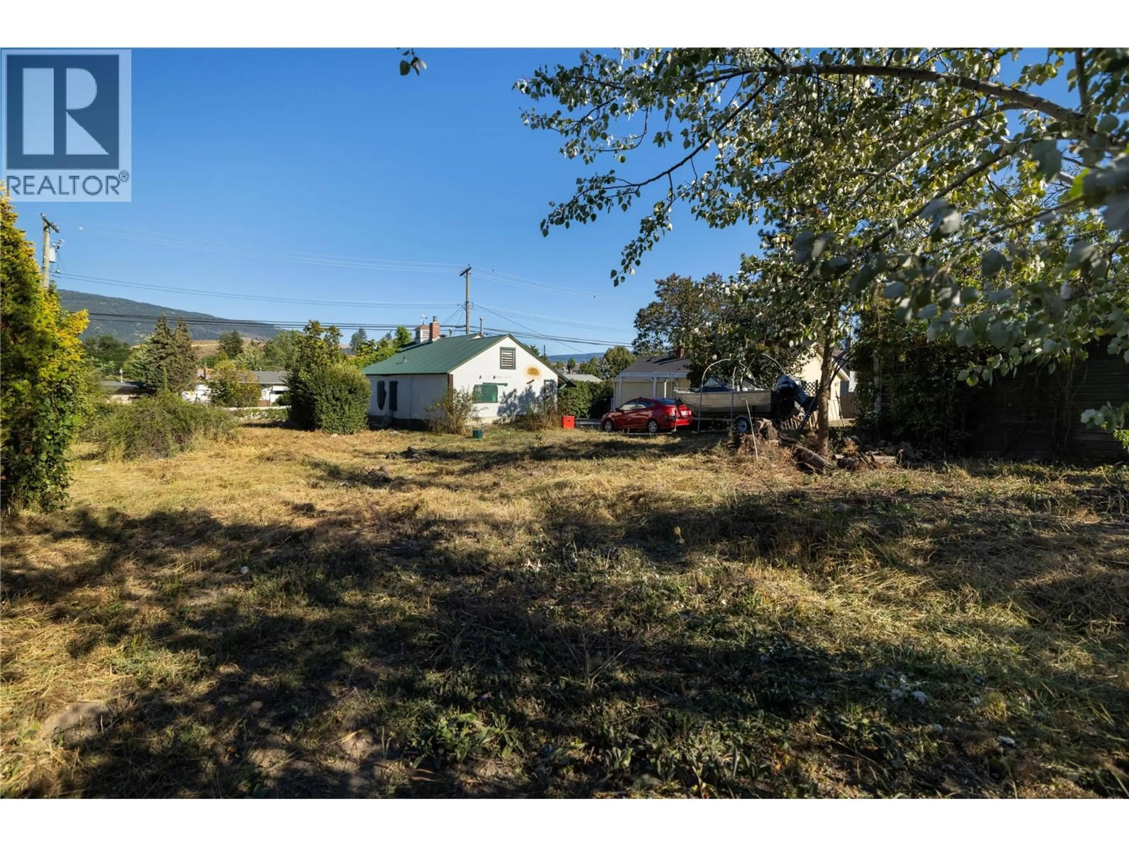 A pic from outside/outdoor area/front of a property/back of a property/a pic from drone, mountain view for 3902 ALEXIS PARK DRIVE, Vernon British Columbia V1T6G9