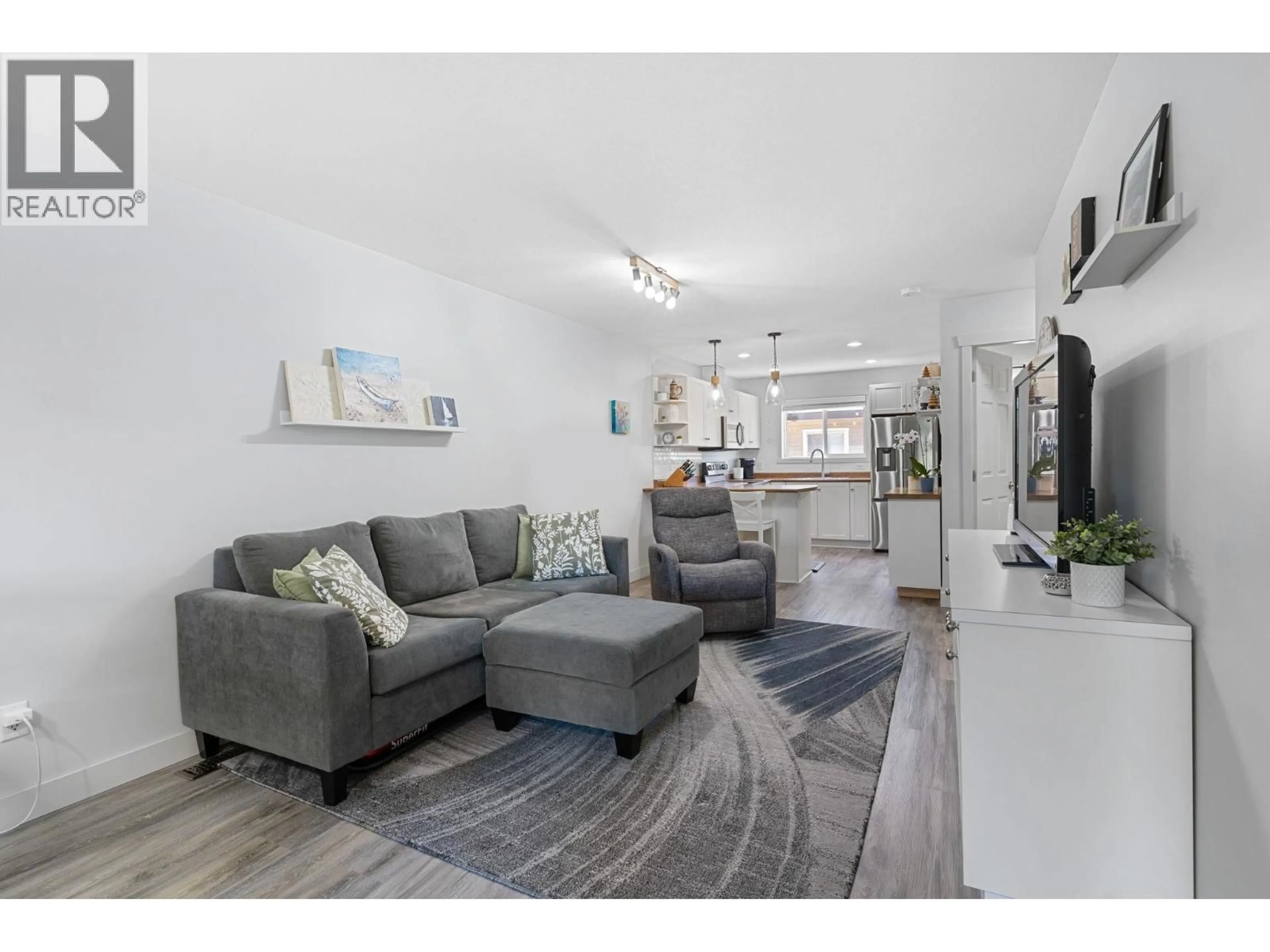 Living room with furniture, unknown for 128 - 1355 FINDLAY ROAD, Kelowna British Columbia V1X8B8