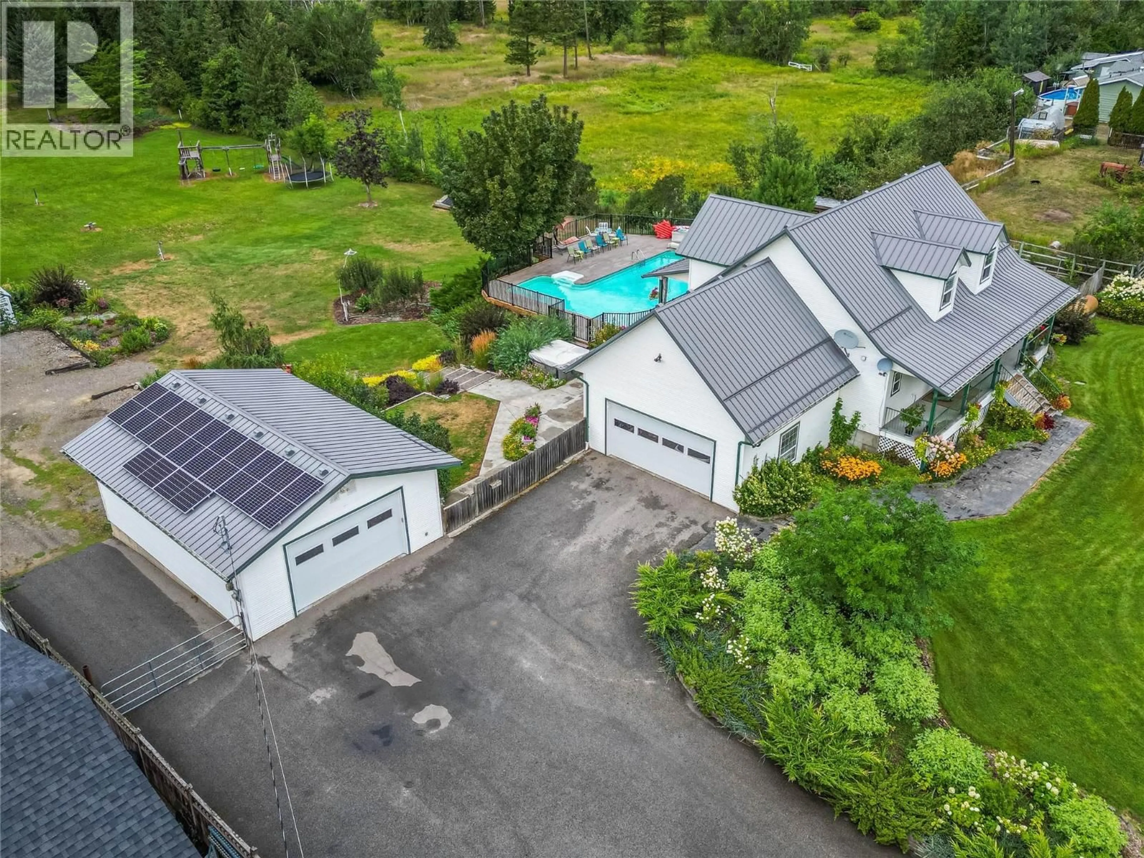 A pic from outside/outdoor area/front of a property/back of a property/a pic from drone, unknown for 933 GLENACRE ROAD, McLure British Columbia V0E2H0